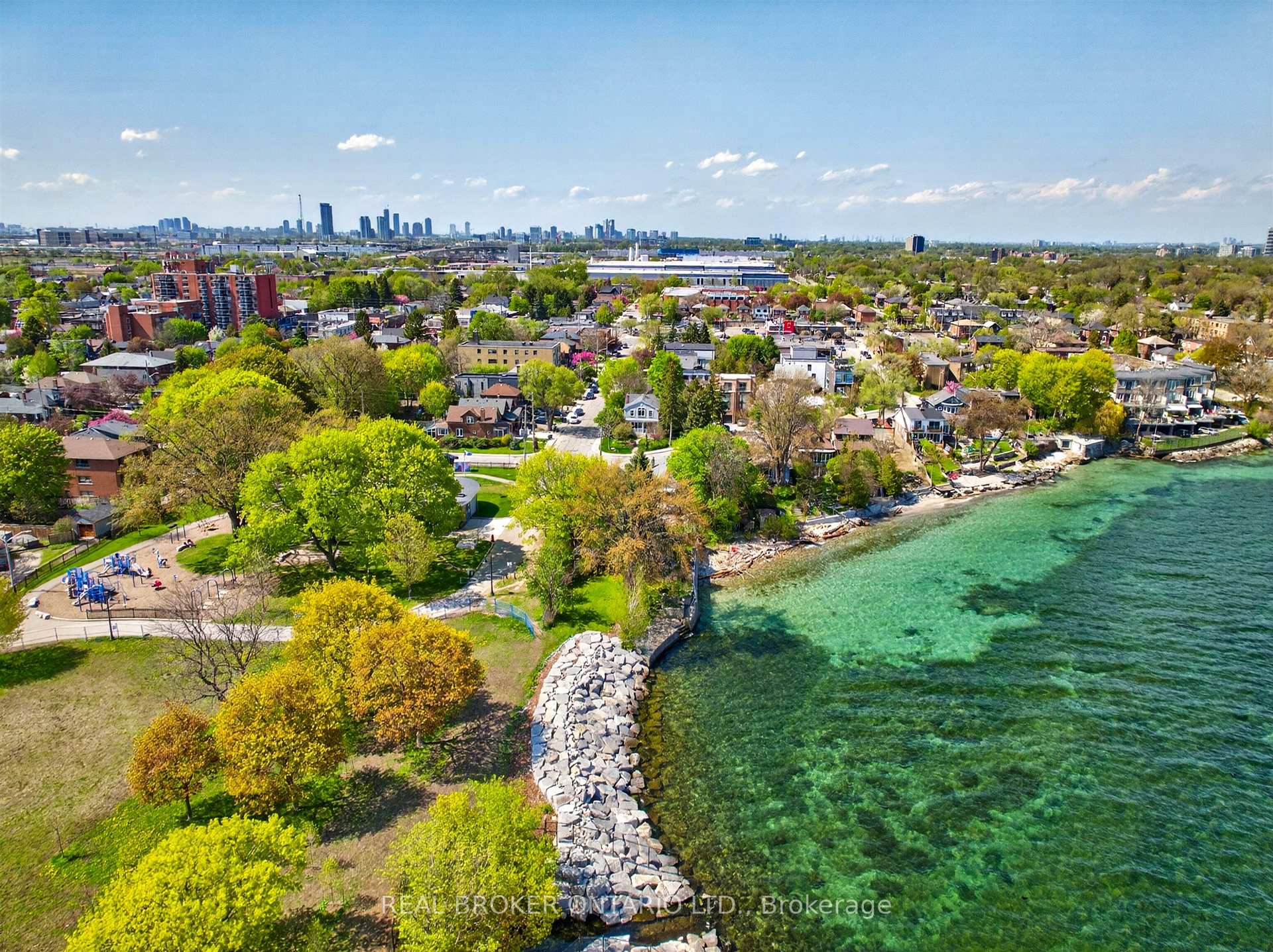 Photo 43 of 23 Second Street, Etobicoke, New Toronto — HOMEH