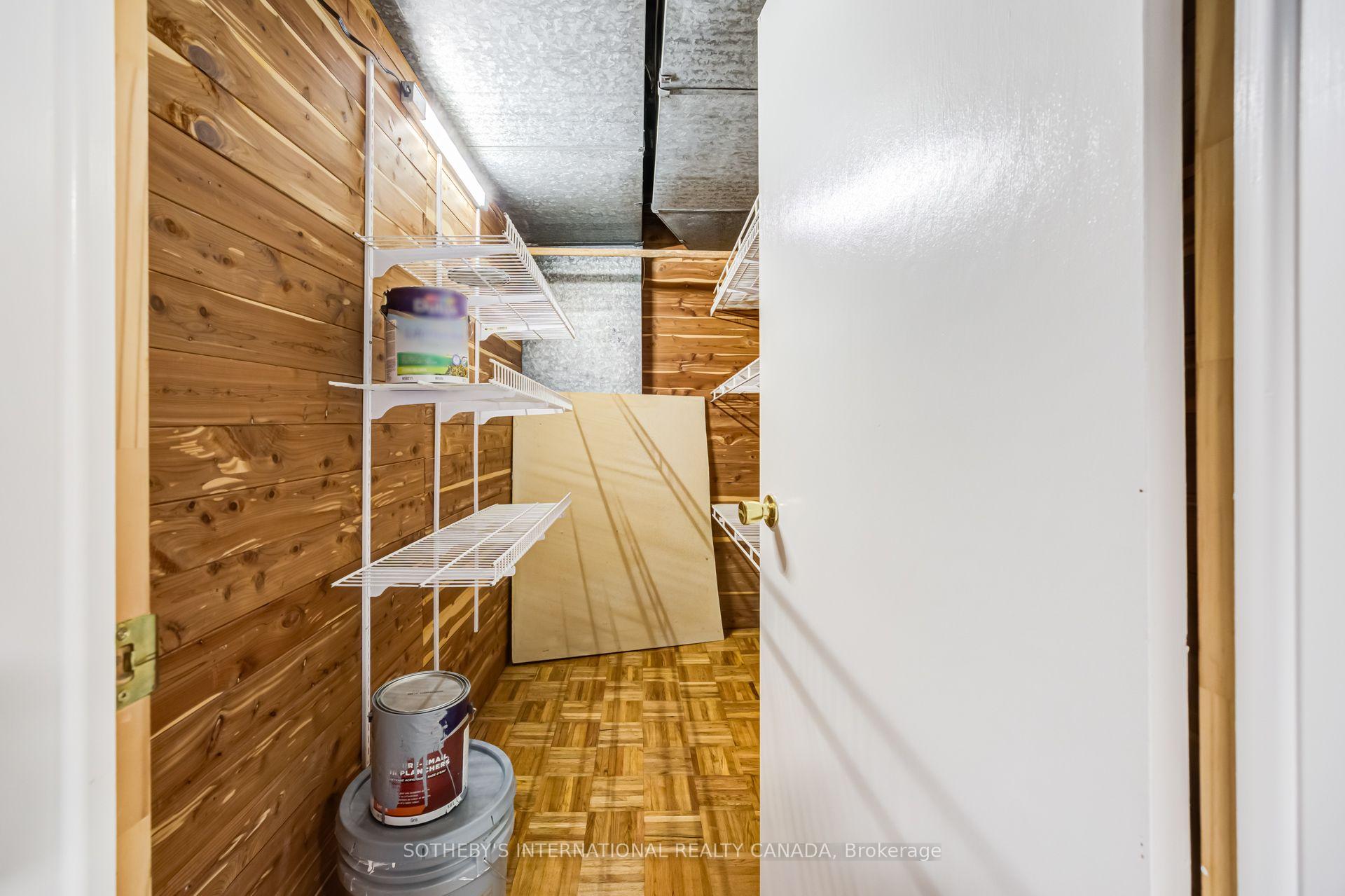 Photo 39 of 25 Abinger Crescent, Etobicoke, Princess-Rosethorn — HOMEH