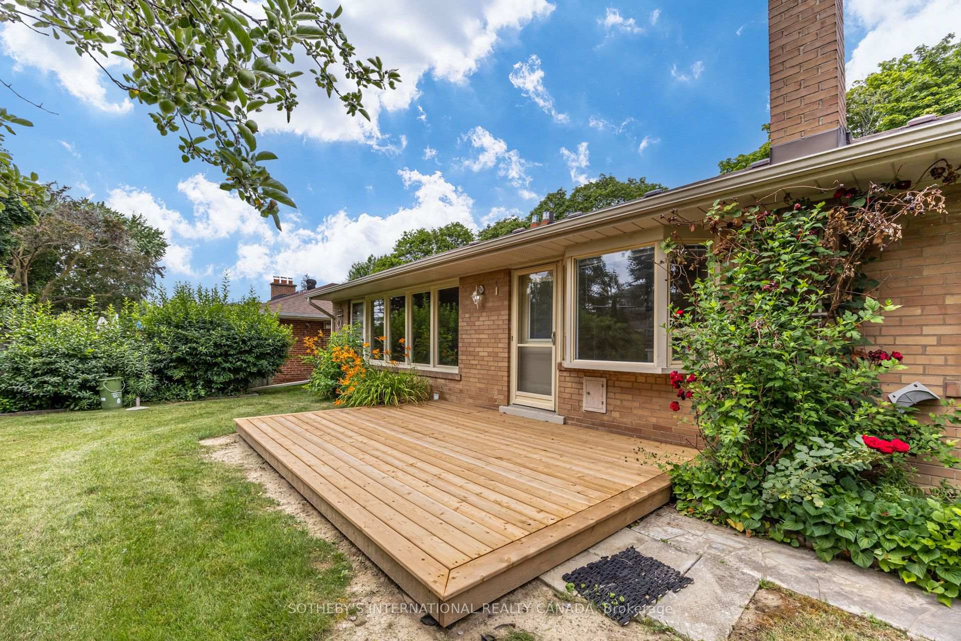 Photo 41 of 25 Abinger Crescent, Etobicoke, Princess-Rosethorn — HOMEH