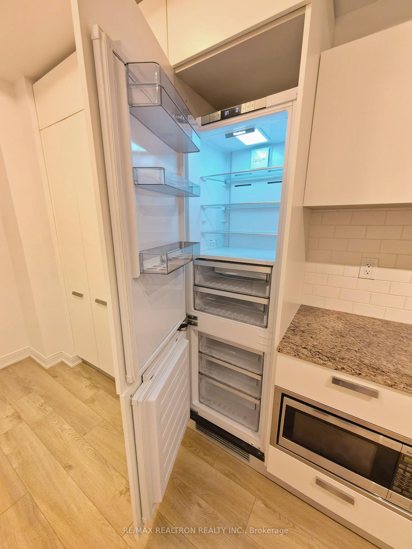 Photo 12 of Unit 2607, 50 Charles Street E, Toronto, Church-Yonge Corridor — HOMEH