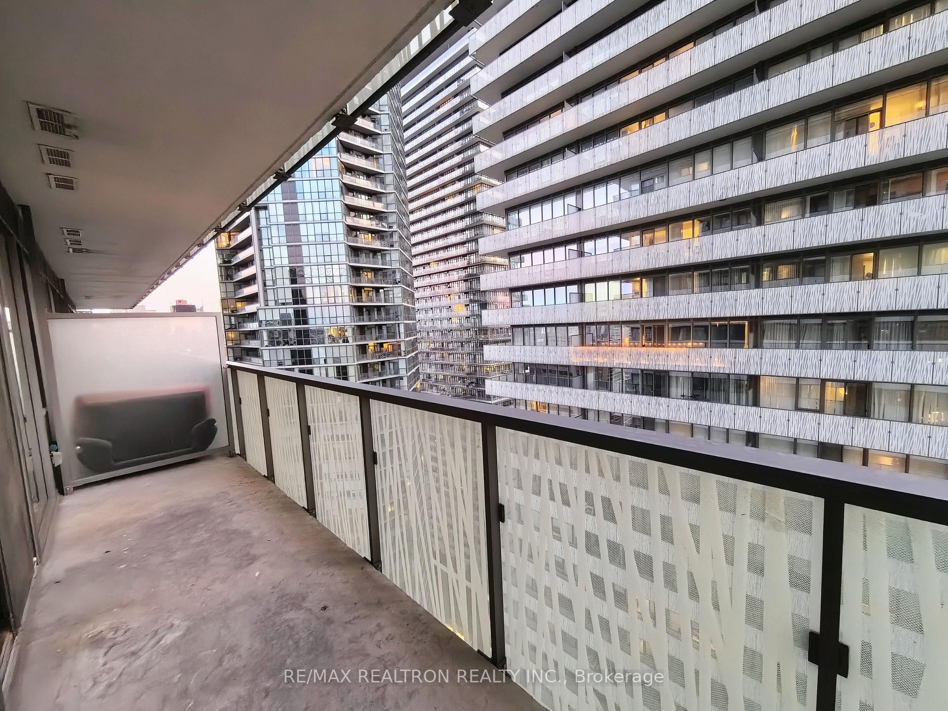 Photo 19 of Unit 2607, 50 Charles Street E, Toronto, Church-Yonge Corridor — HOMEH