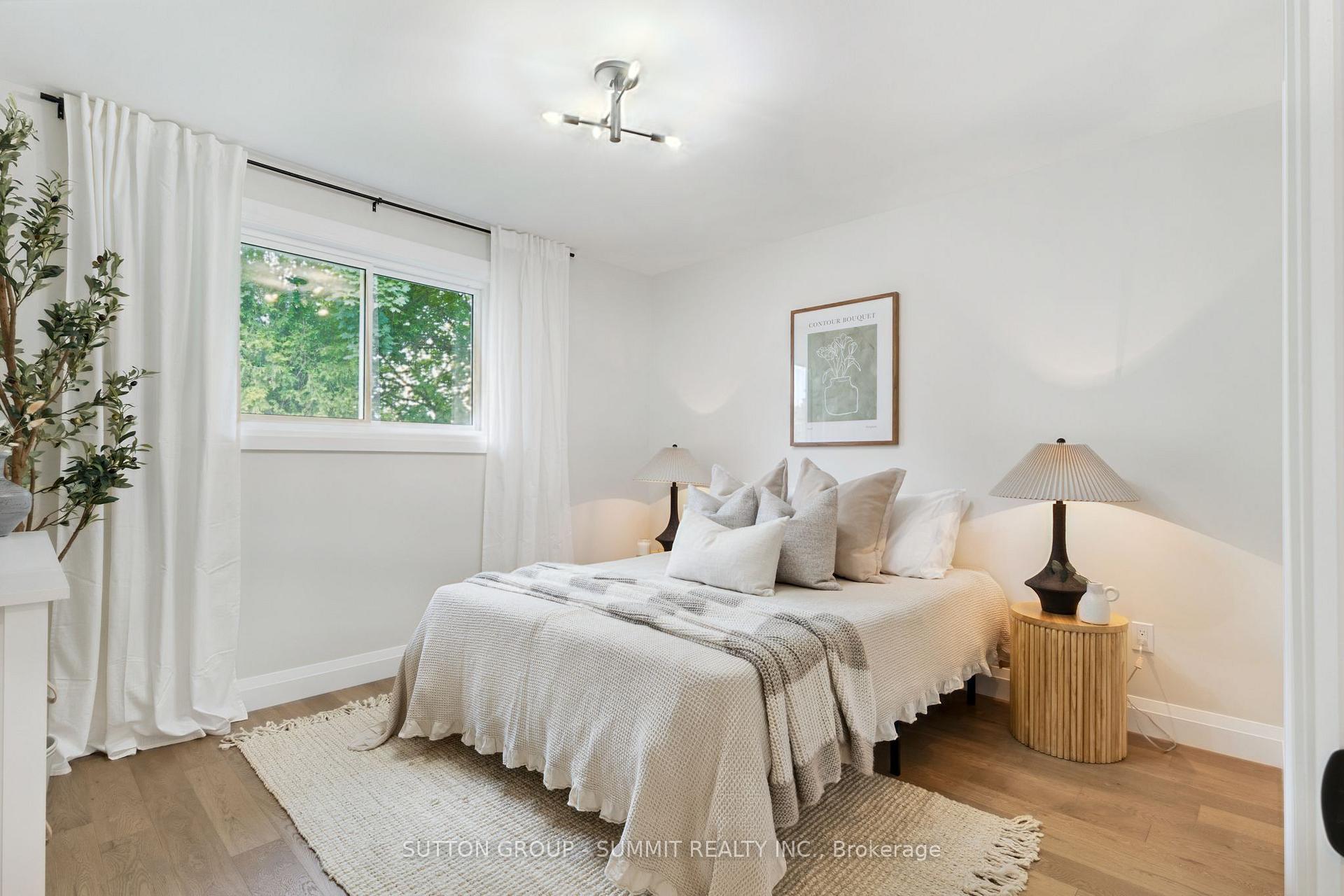 Photo 21 of 1414 Dewbourne Crescent, Burlington, Palmer — HOMEH