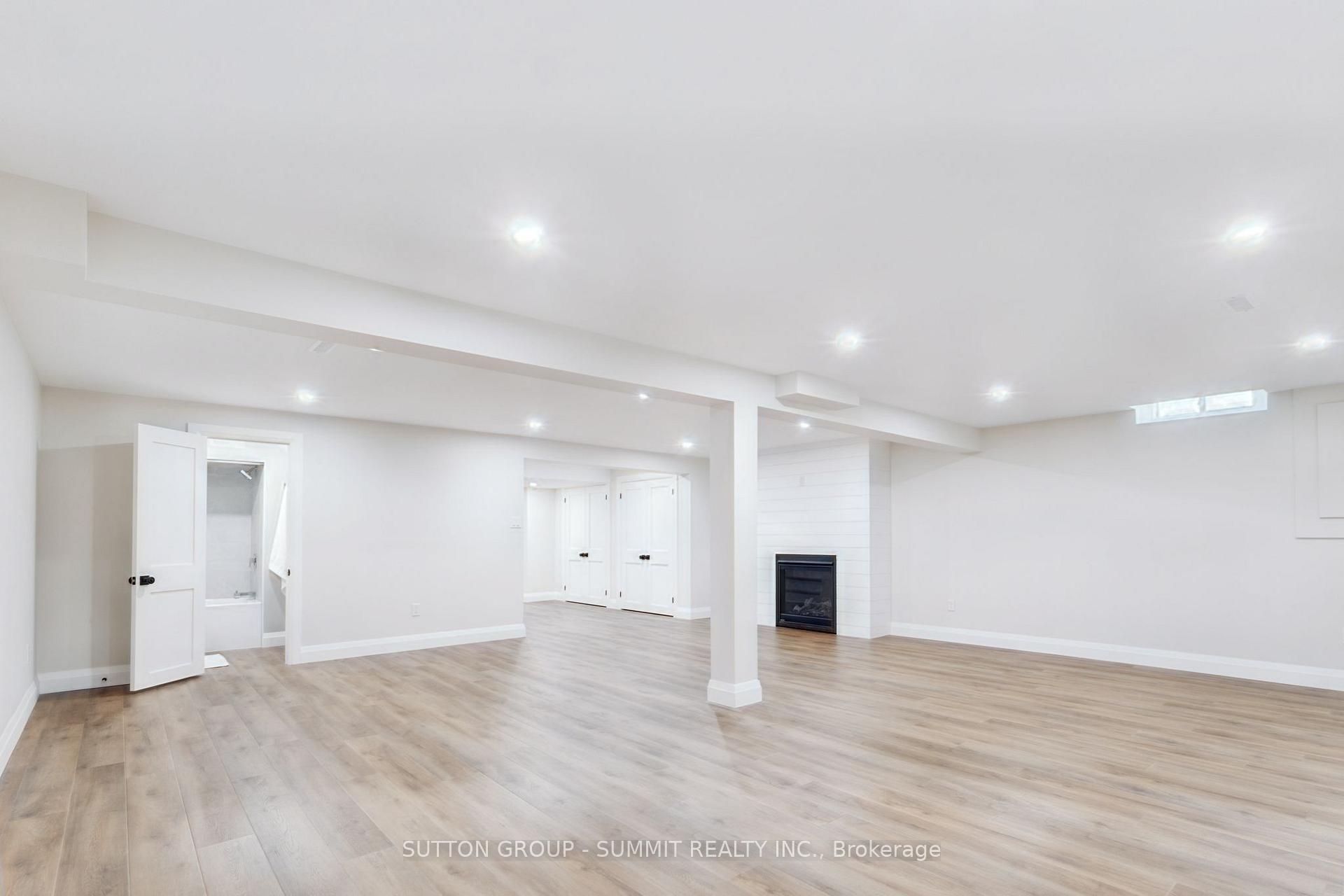 Photo 30 of 1414 Dewbourne Crescent, Burlington, Palmer — HOMEH