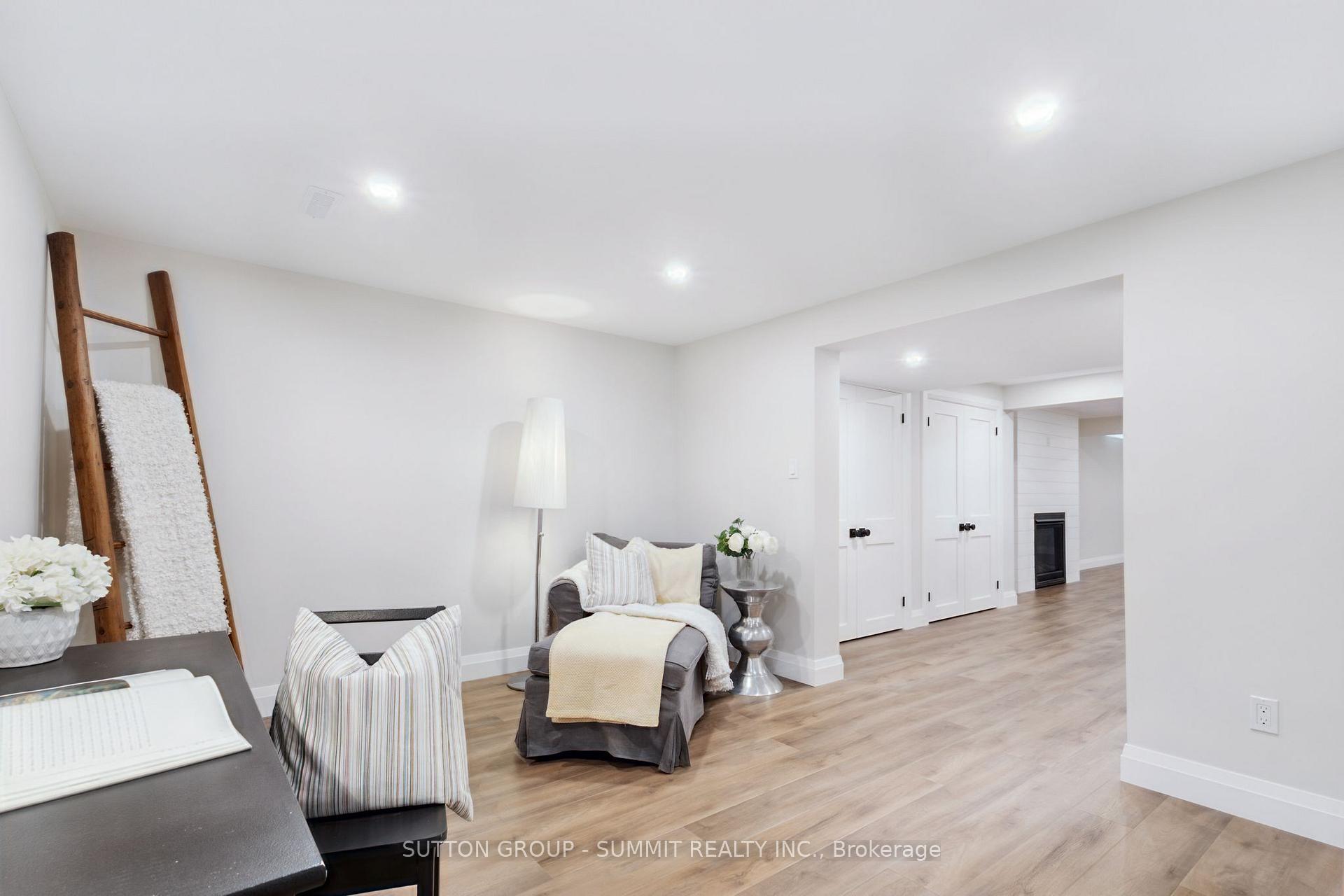 Photo 34 of 1414 Dewbourne Crescent, Burlington, Palmer — HOMEH