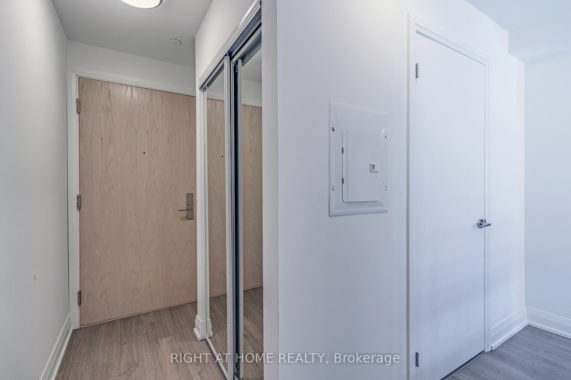 Photo 12 of Unit 320, 77 Mutual Street, Toronto, Church-Yonge Corridor — HOMEH