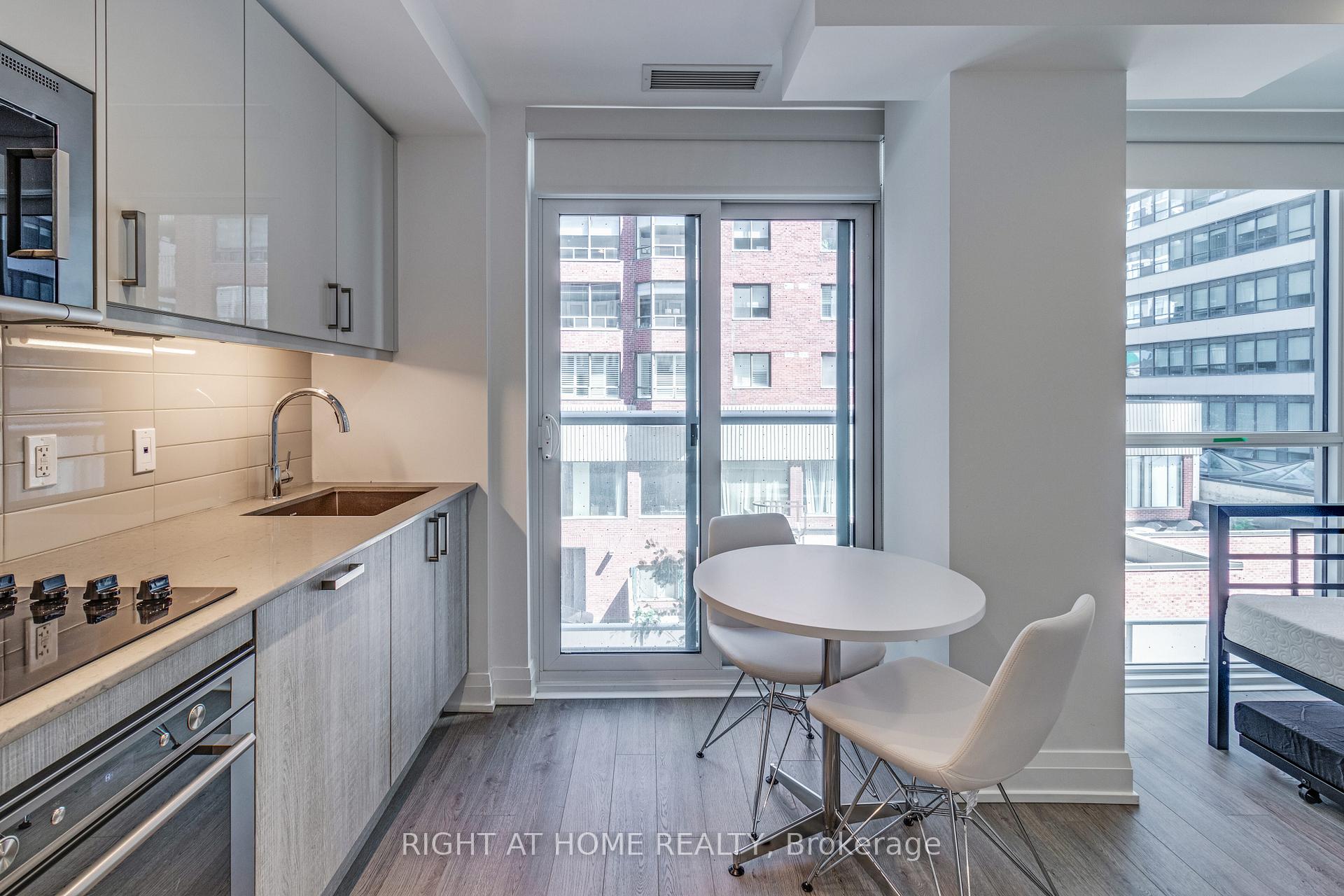 Photo 13 of Unit 320, 77 Mutual Street, Toronto, Church-Yonge Corridor — HOMEH