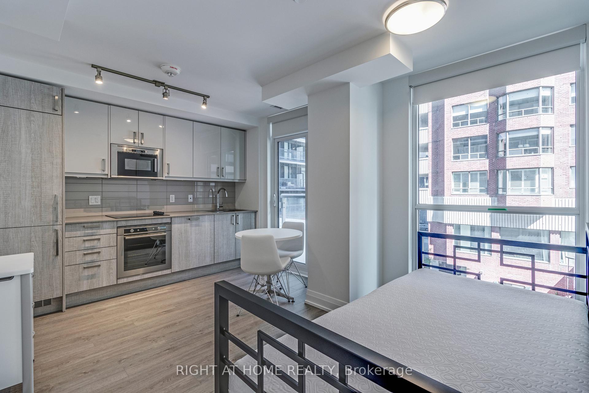 Photo 14 of Unit 320, 77 Mutual Street, Toronto, Church-Yonge Corridor — HOMEH