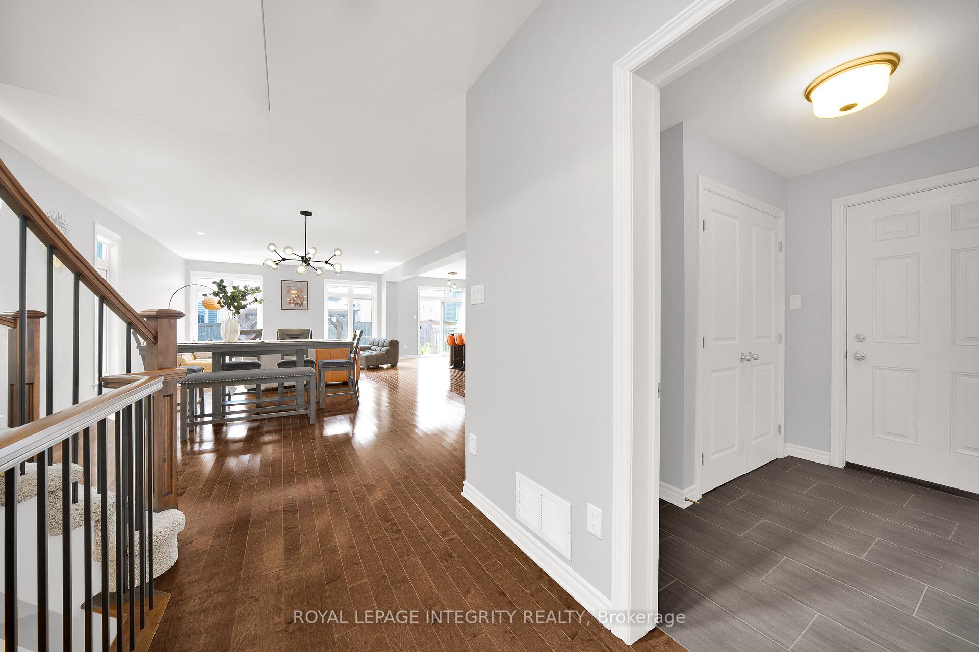Photo 5 of 573 Egret Way, Ottawa, Barrhaven - Half Moon Bay — HOMEH