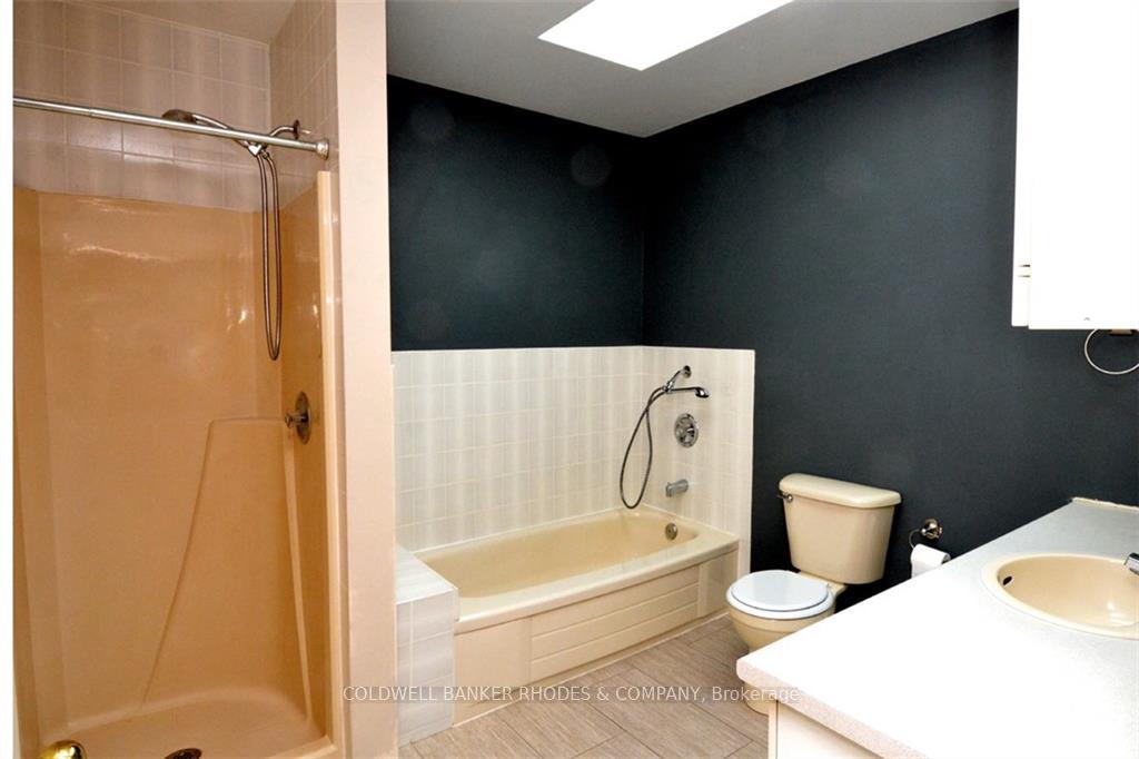 Photo 8 of Unit A, 160 Mafeking Avenue, Ottawa, Manor Park — HOMEH