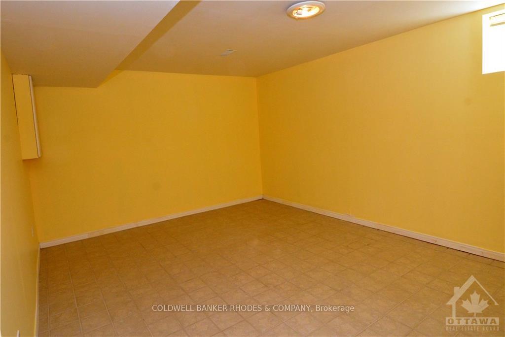 Photo 9 of Unit A, 160 Mafeking Avenue, Ottawa, Manor Park — HOMEH