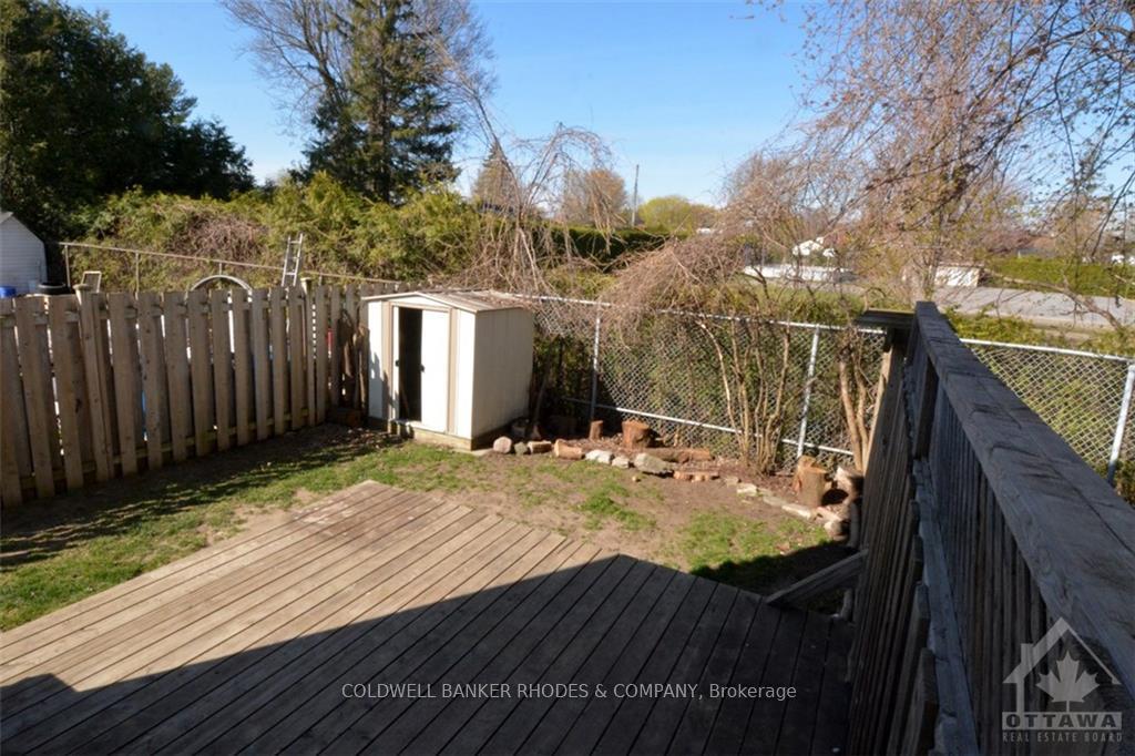 Photo 12 of Unit A, 160 Mafeking Avenue, Ottawa, Manor Park — HOMEH