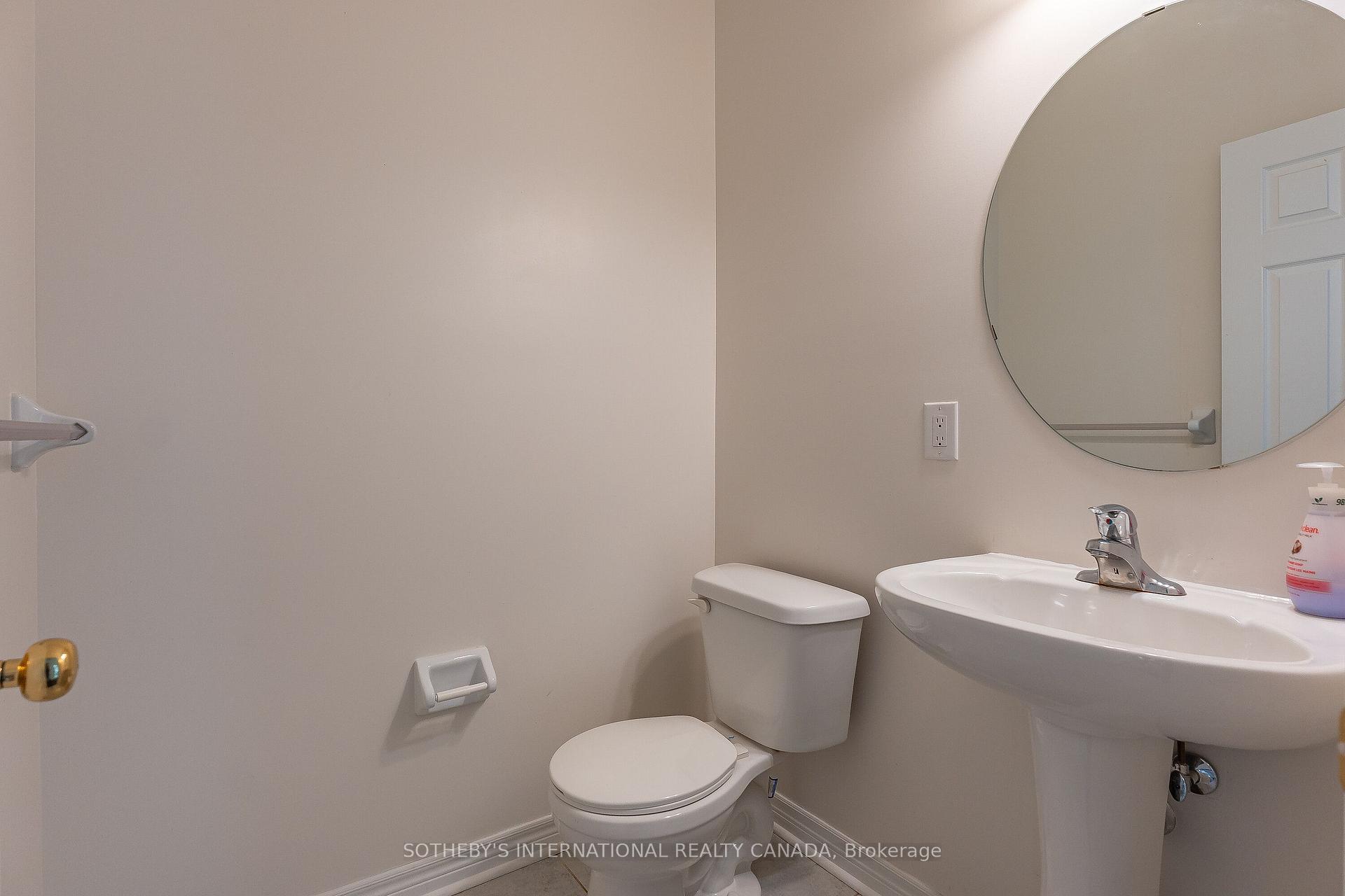 Photo 17 of 1 Herbert Wales Crescent, Markham, Victoria Square — HOMEH