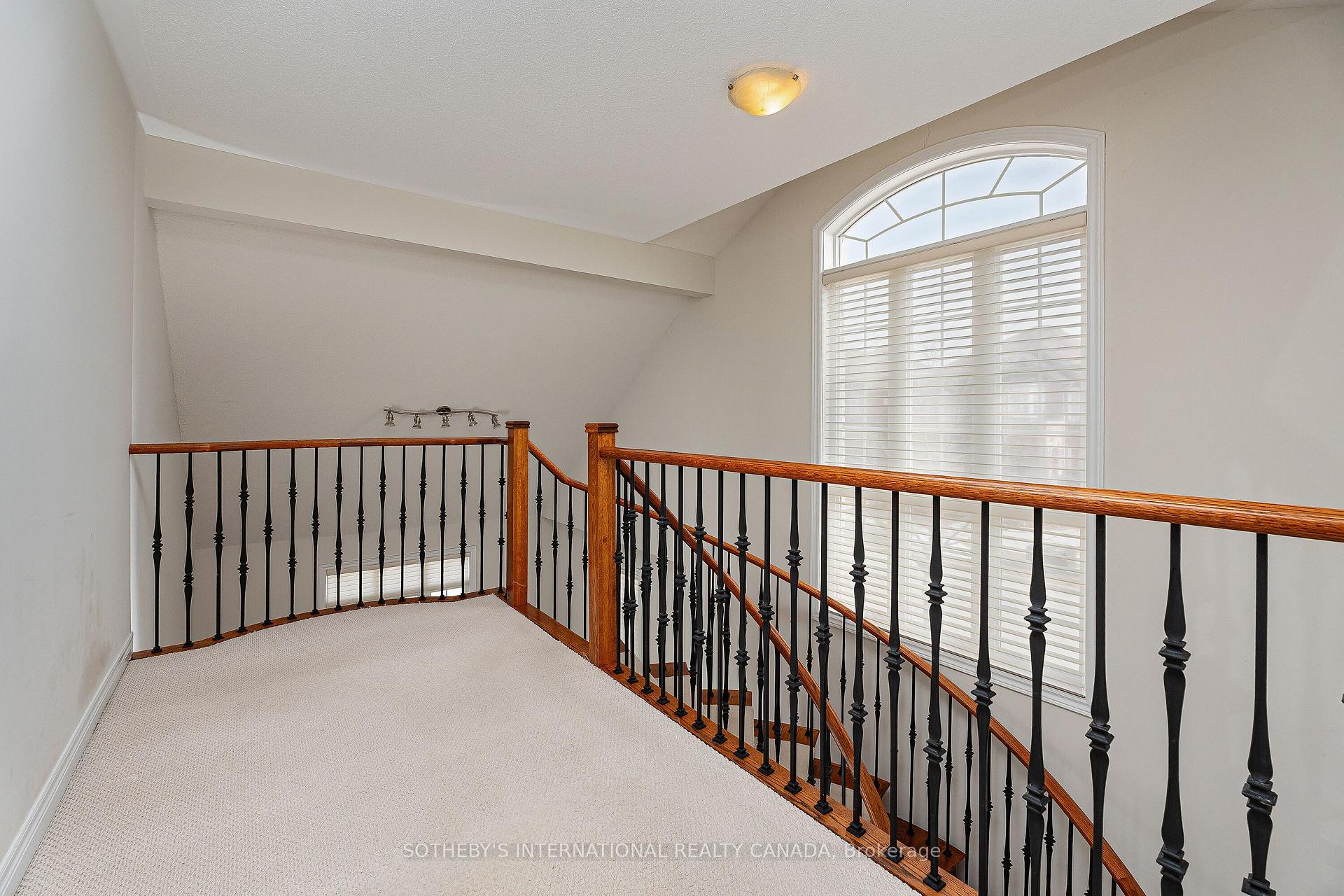 Photo 18 of 1 Herbert Wales Crescent, Markham, Victoria Square — HOMEH