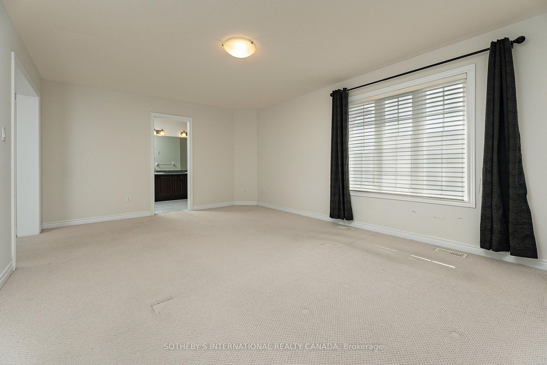 Photo 24 of 1 Herbert Wales Crescent, Markham, Victoria Square — HOMEH