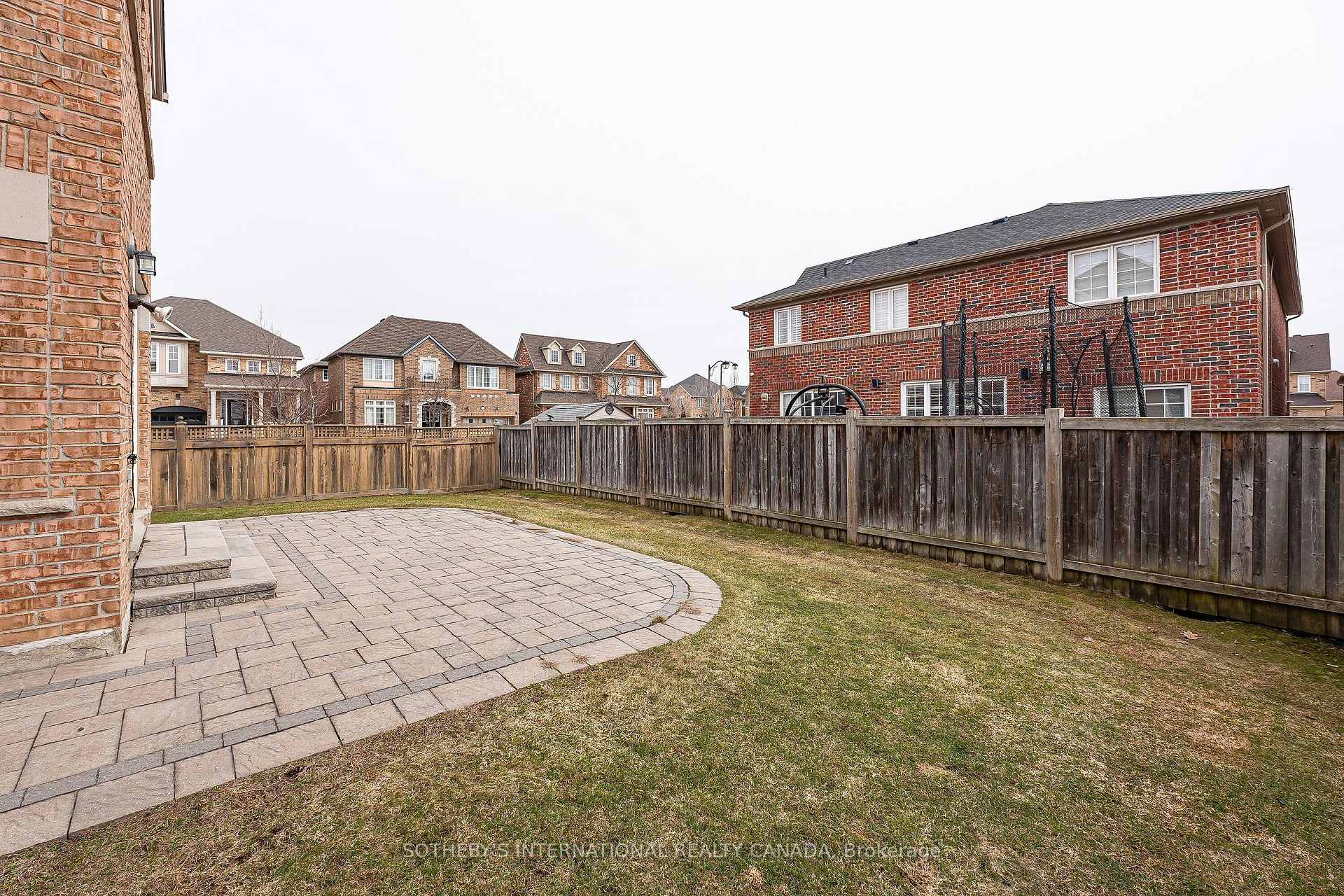 Photo 44 of 1 Herbert Wales Crescent, Markham, Victoria Square — HOMEH