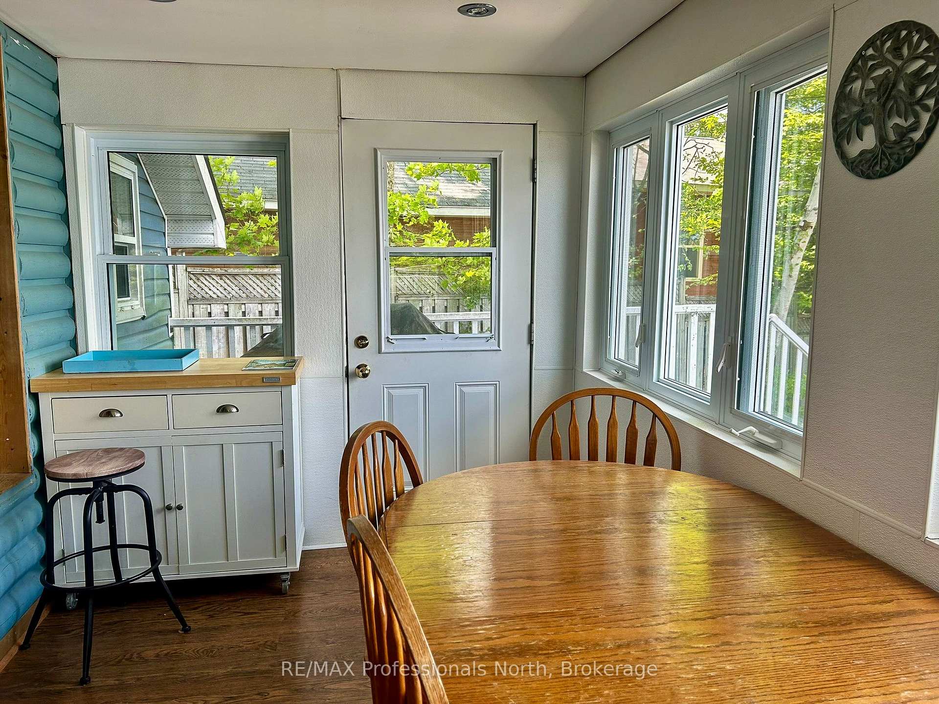 Photo 5 of 1129 Comak Crescent, Algonquin Highlands, Sherborne — HOMEH