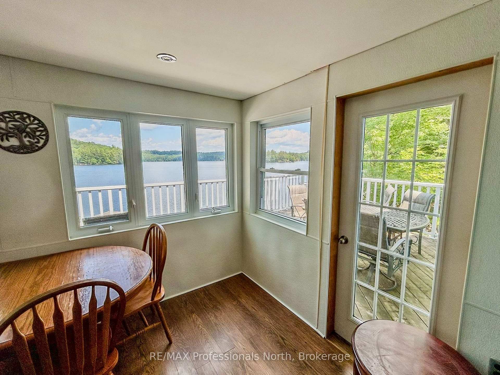 Photo 6 of 1129 Comak Crescent, Algonquin Highlands, Sherborne — HOMEH