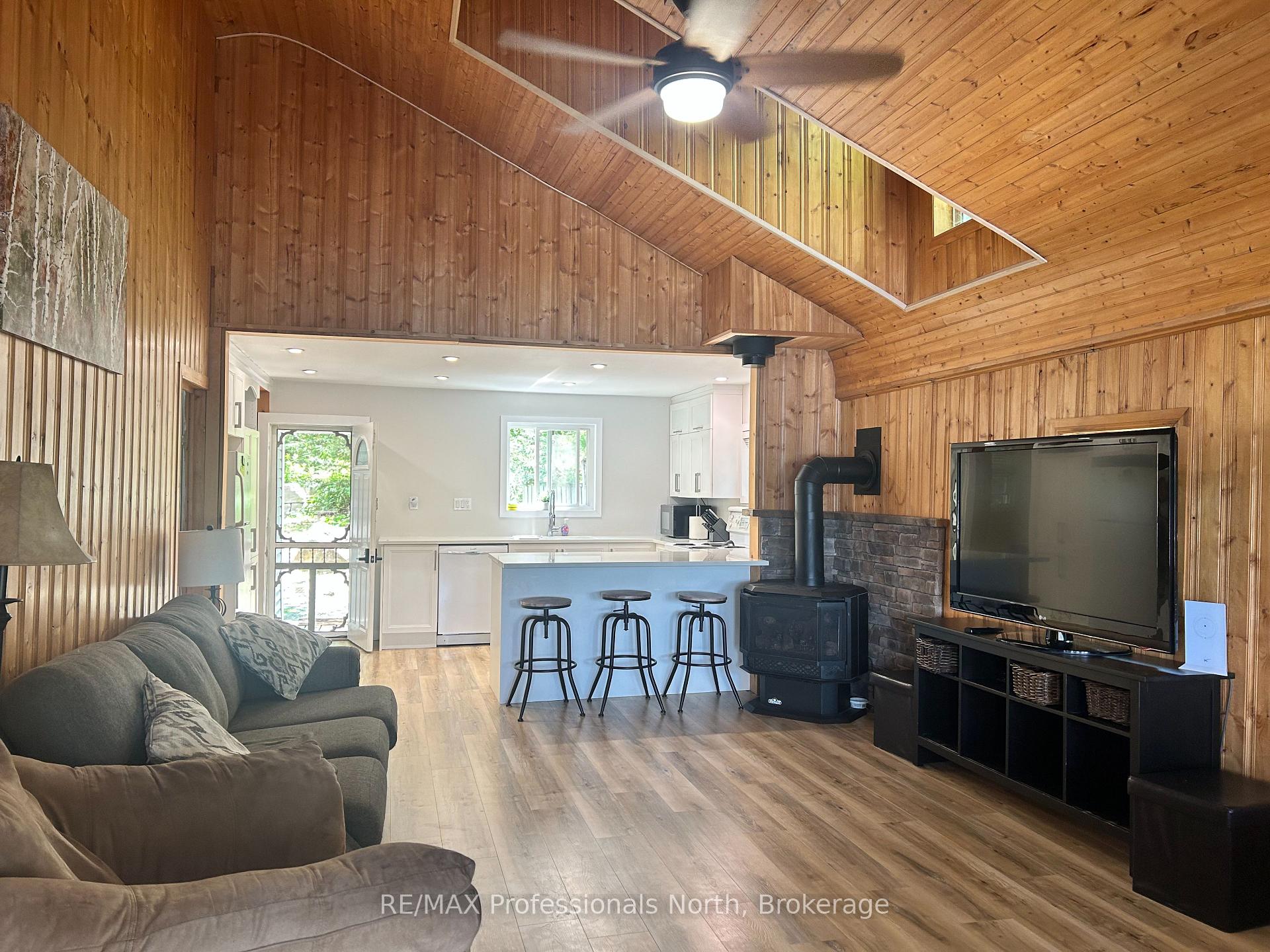 Photo 11 of 1129 Comak Crescent, Algonquin Highlands, Sherborne — HOMEH
