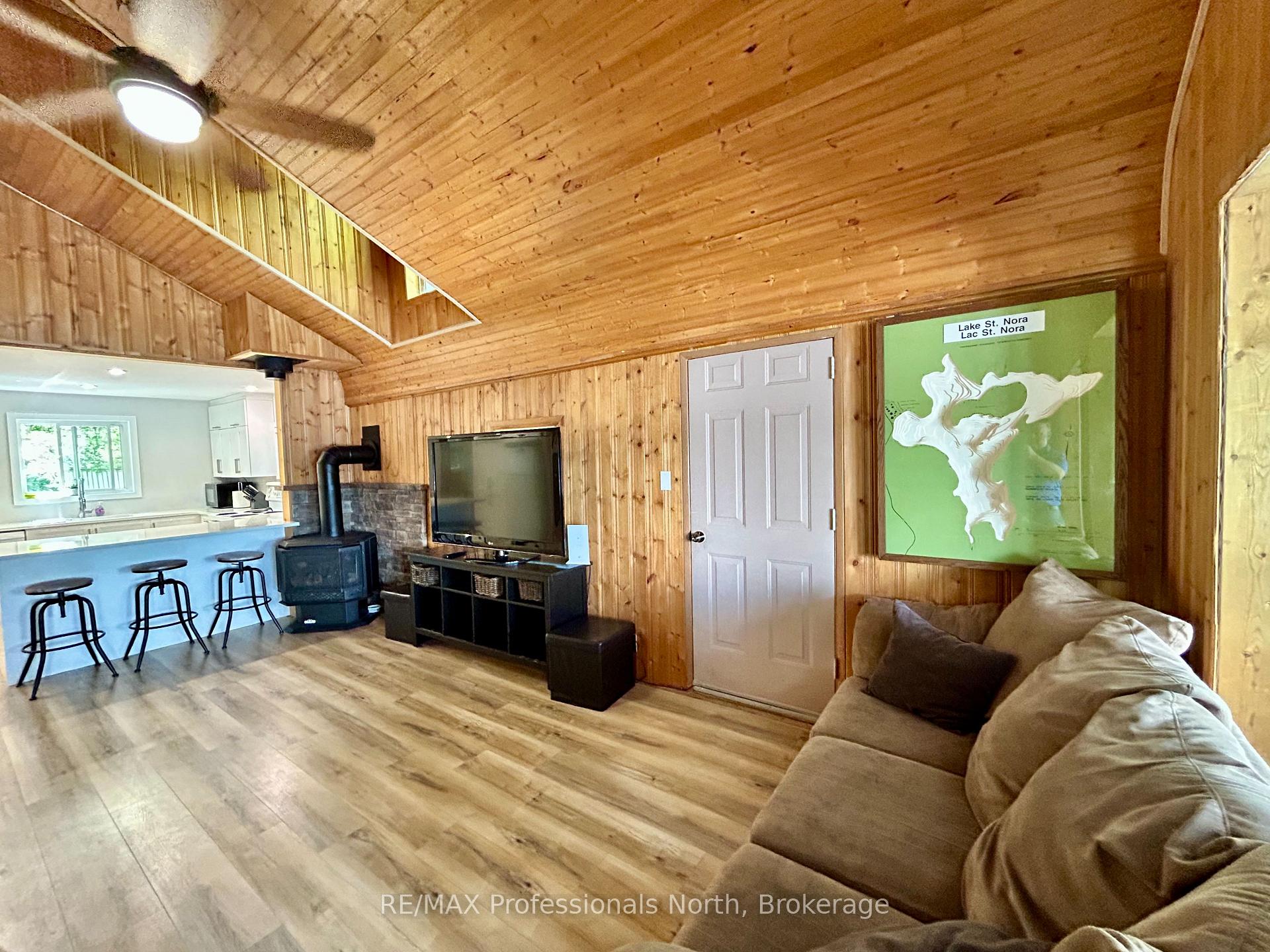 Photo 13 of 1129 Comak Crescent, Algonquin Highlands, Sherborne — HOMEH