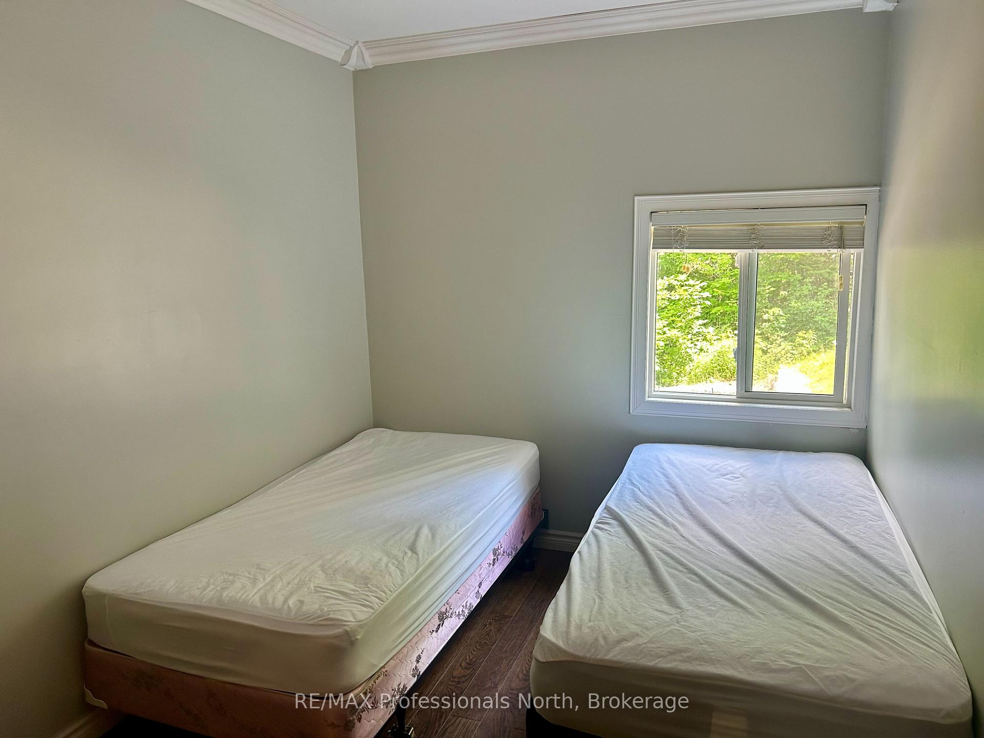 Photo 16 of 1129 Comak Crescent, Algonquin Highlands, Sherborne — HOMEH
