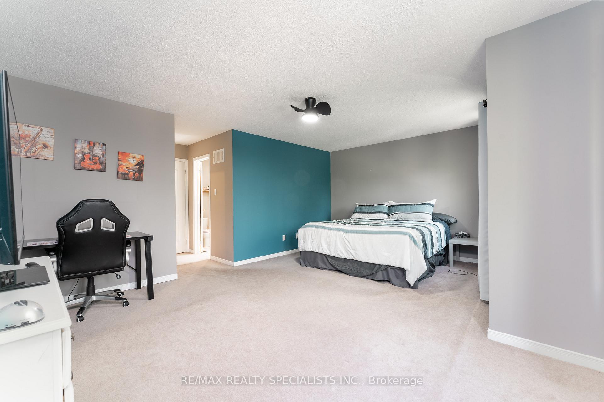 Photo 29 of 46 Harnesworth Crescent, Hamilton, Waterdown — HOMEH