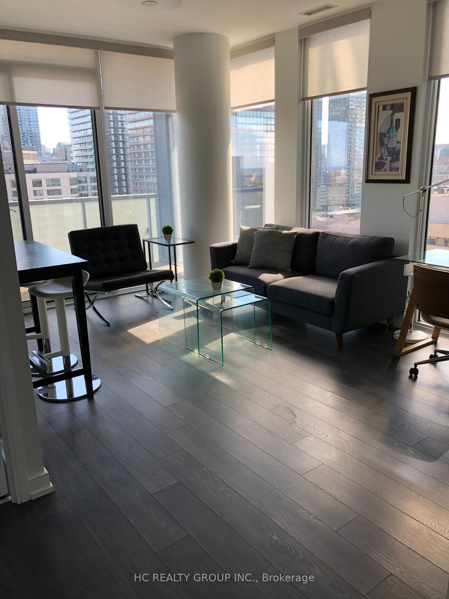 Photo 4 of Unit 1702, 28 Wellesley Street E, Toronto, Church-Yonge Corridor — HOMEH