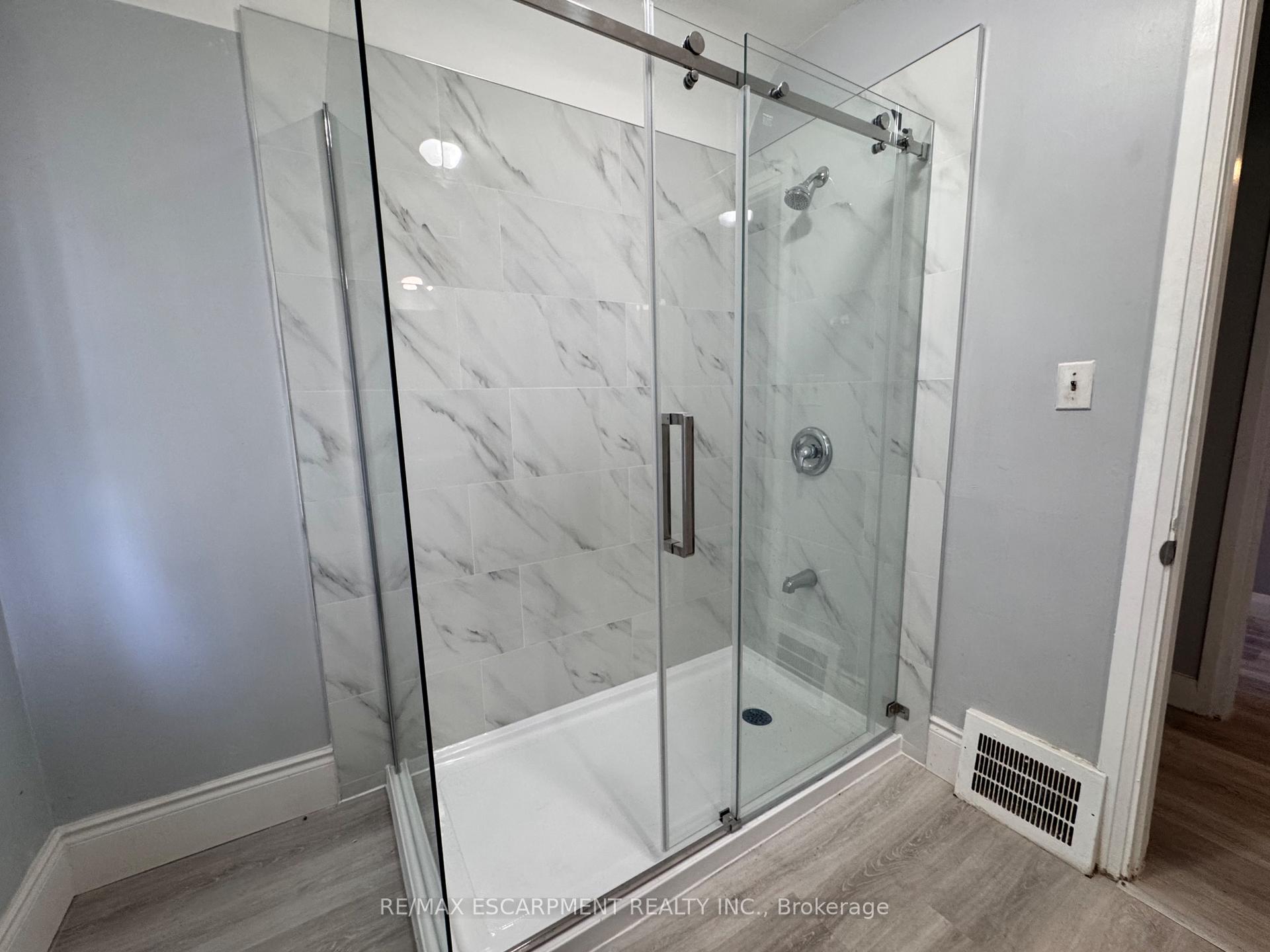Photo 19 of Unit Upper Unit, 46 Plains Road, Burlington, LaSalle — HOMEH