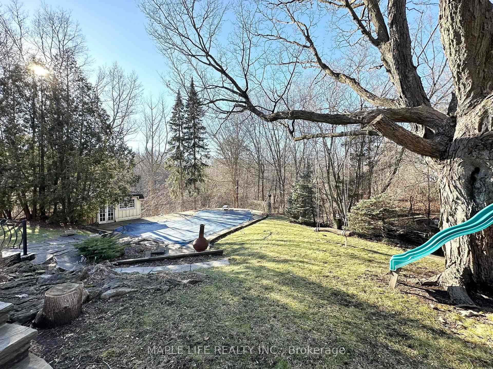 Photo 6 of 16 Brian Cliff Drive, North York, Banbury-Don Mills — HOMEH