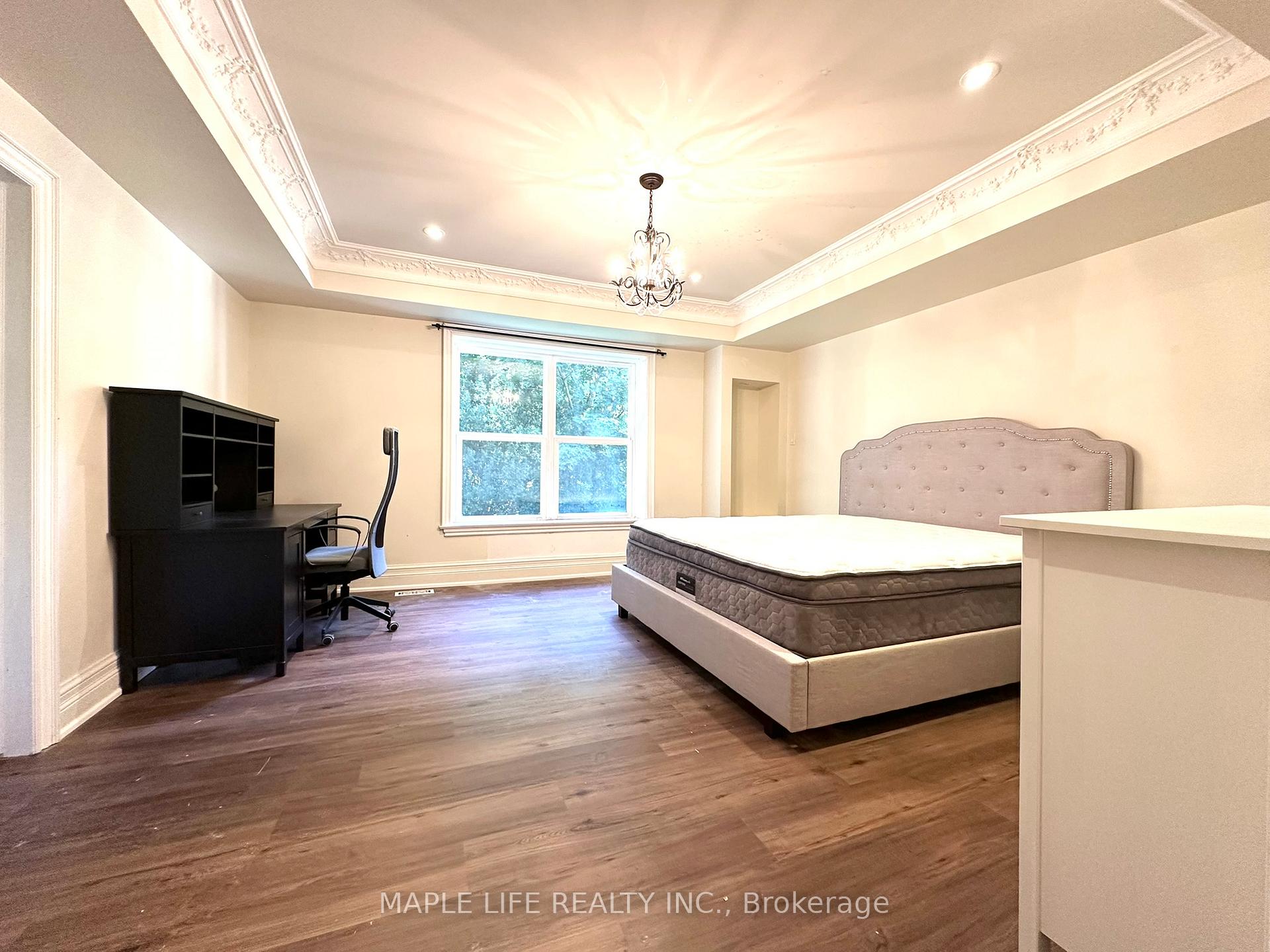 Photo 28 of 16 Brian Cliff Drive, North York, Banbury-Don Mills — HOMEH