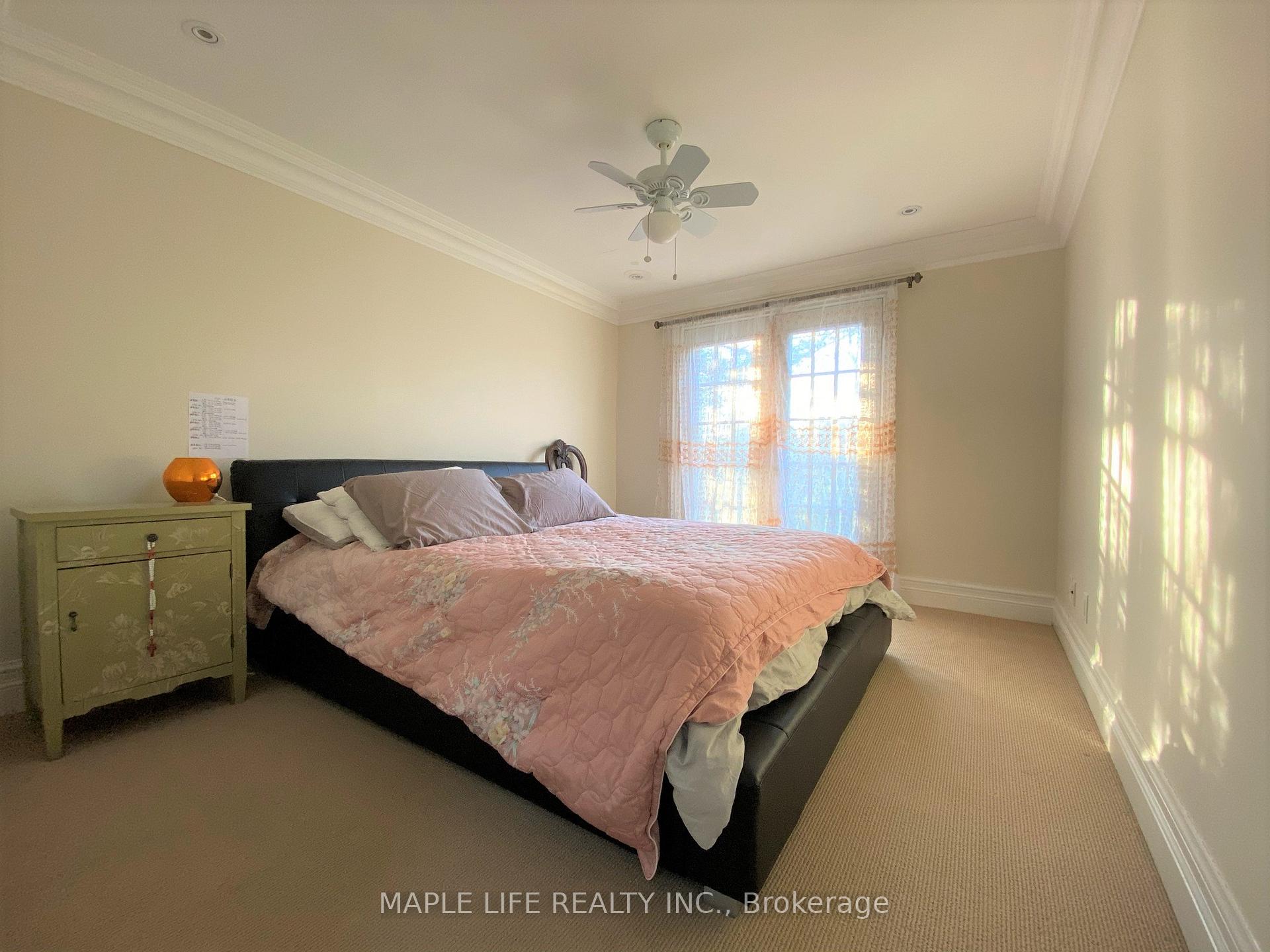 Photo 33 of 16 Brian Cliff Drive, North York, Banbury-Don Mills — HOMEH