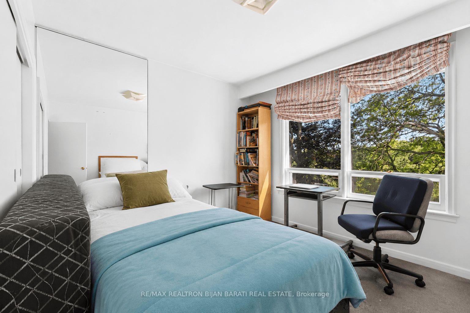Photo 30 of 14 Heathview Avenue, North York, Bayview Village — HOMEH