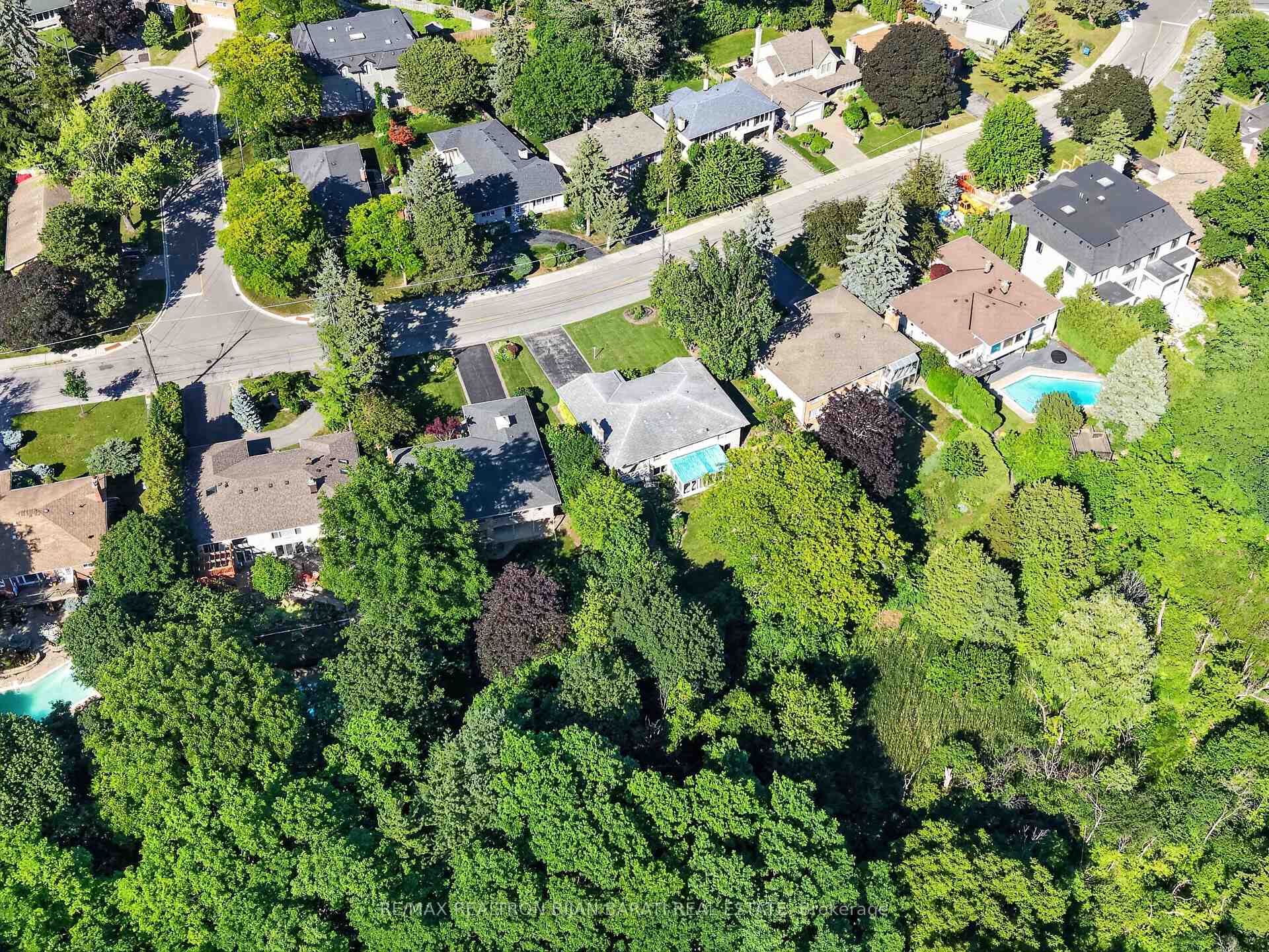 Photo 48 of 14 Heathview Avenue, North York, Bayview Village — HOMEH
