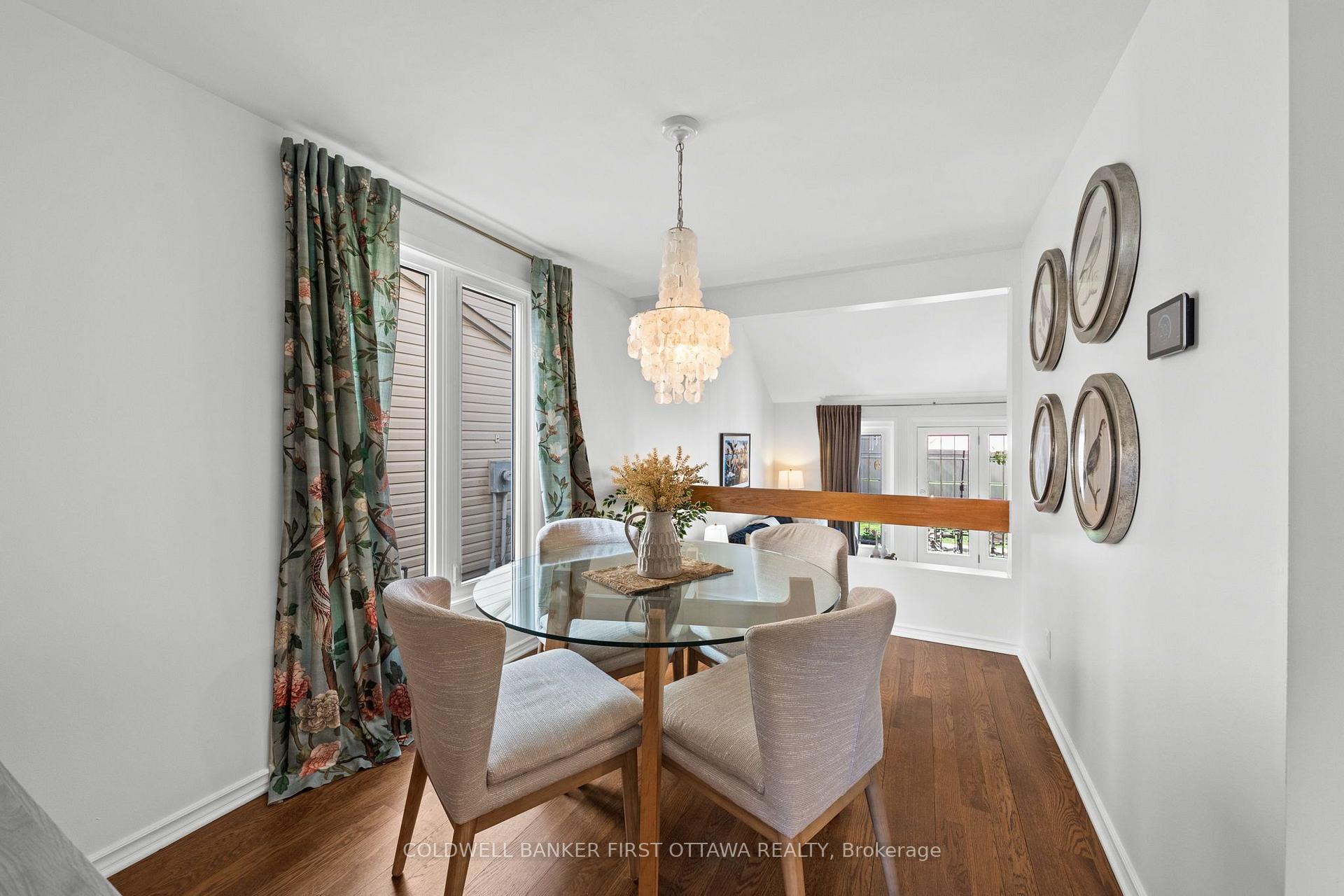 Photo 14 of 34 Melville Drive, Ottawa, Barrhaven - Pheasant Run — HOMEH
