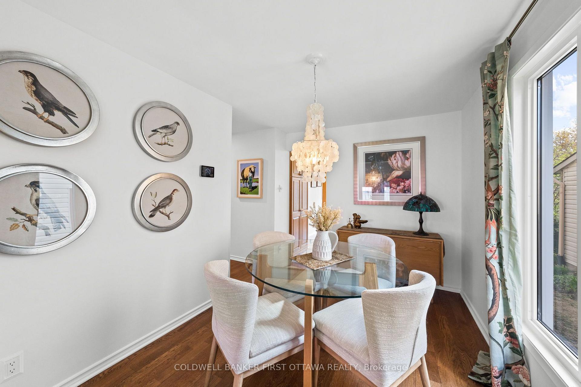 Photo 15 of 34 Melville Drive, Ottawa, Barrhaven - Pheasant Run — HOMEH
