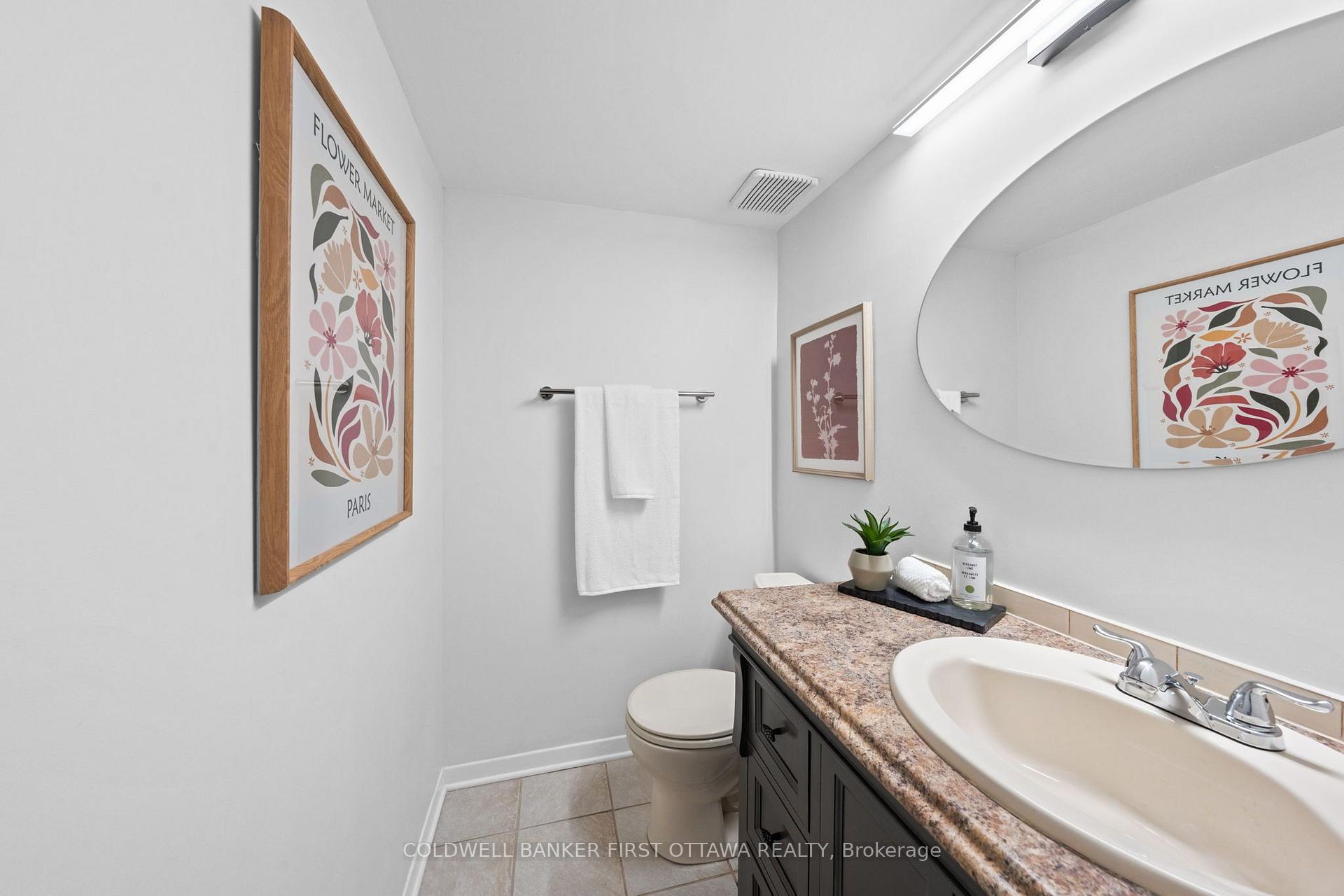 Photo 22 of 34 Melville Drive, Ottawa, Barrhaven - Pheasant Run — HOMEH