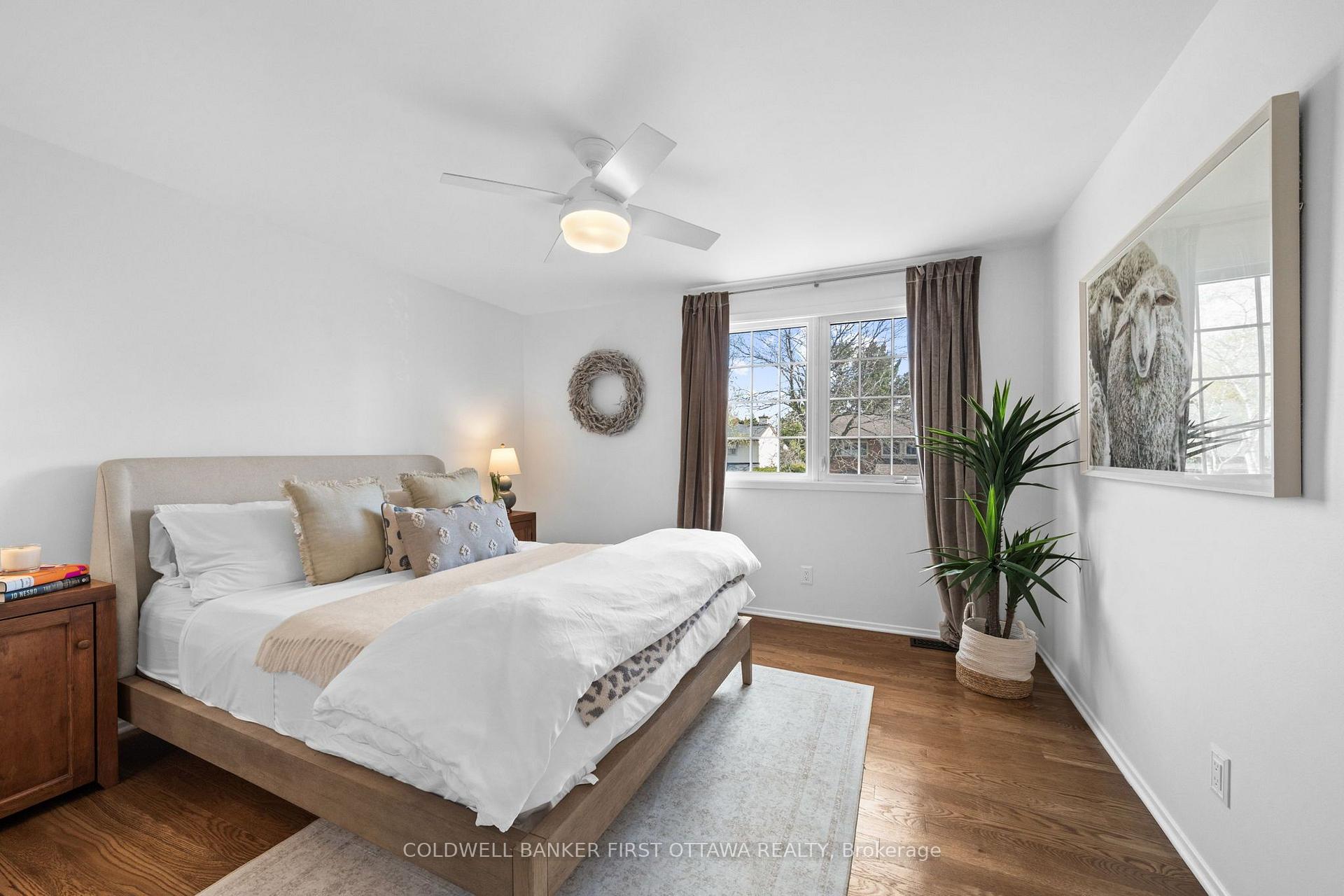 Photo 24 of 34 Melville Drive, Ottawa, Barrhaven - Pheasant Run — HOMEH