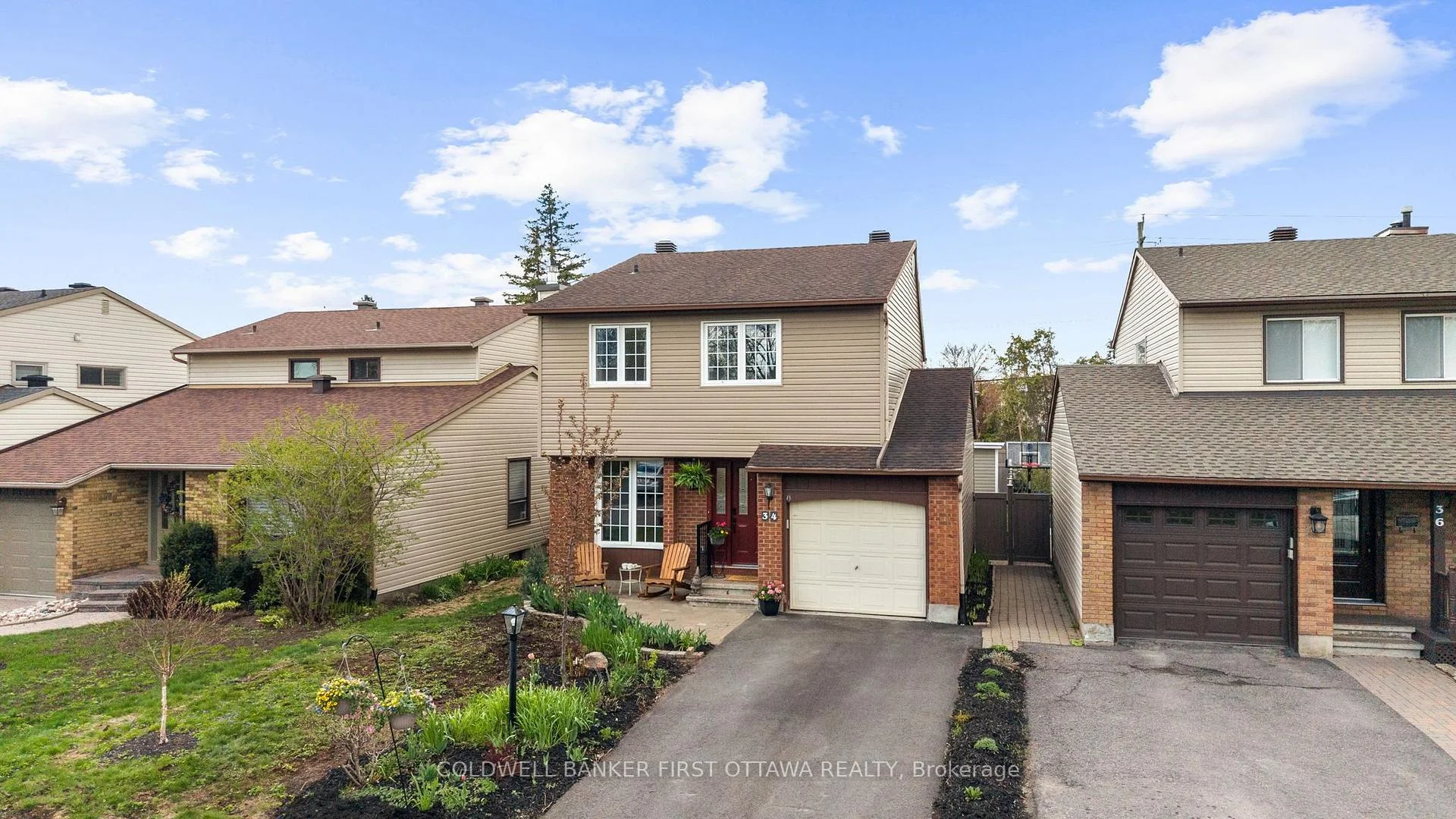 Photo 4 of 34 Melville Drive, Ottawa, Barrhaven - Pheasant Run — HOMEH