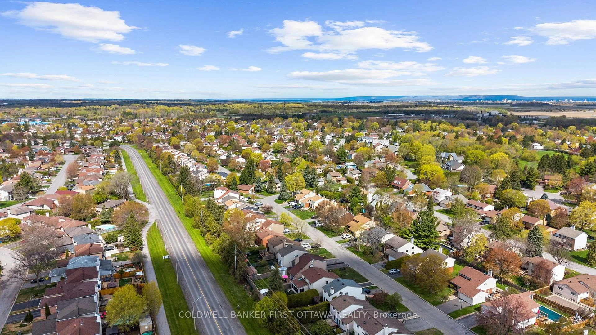 Photo 48 of 34 Melville Drive, Ottawa, Barrhaven - Pheasant Run — HOMEH