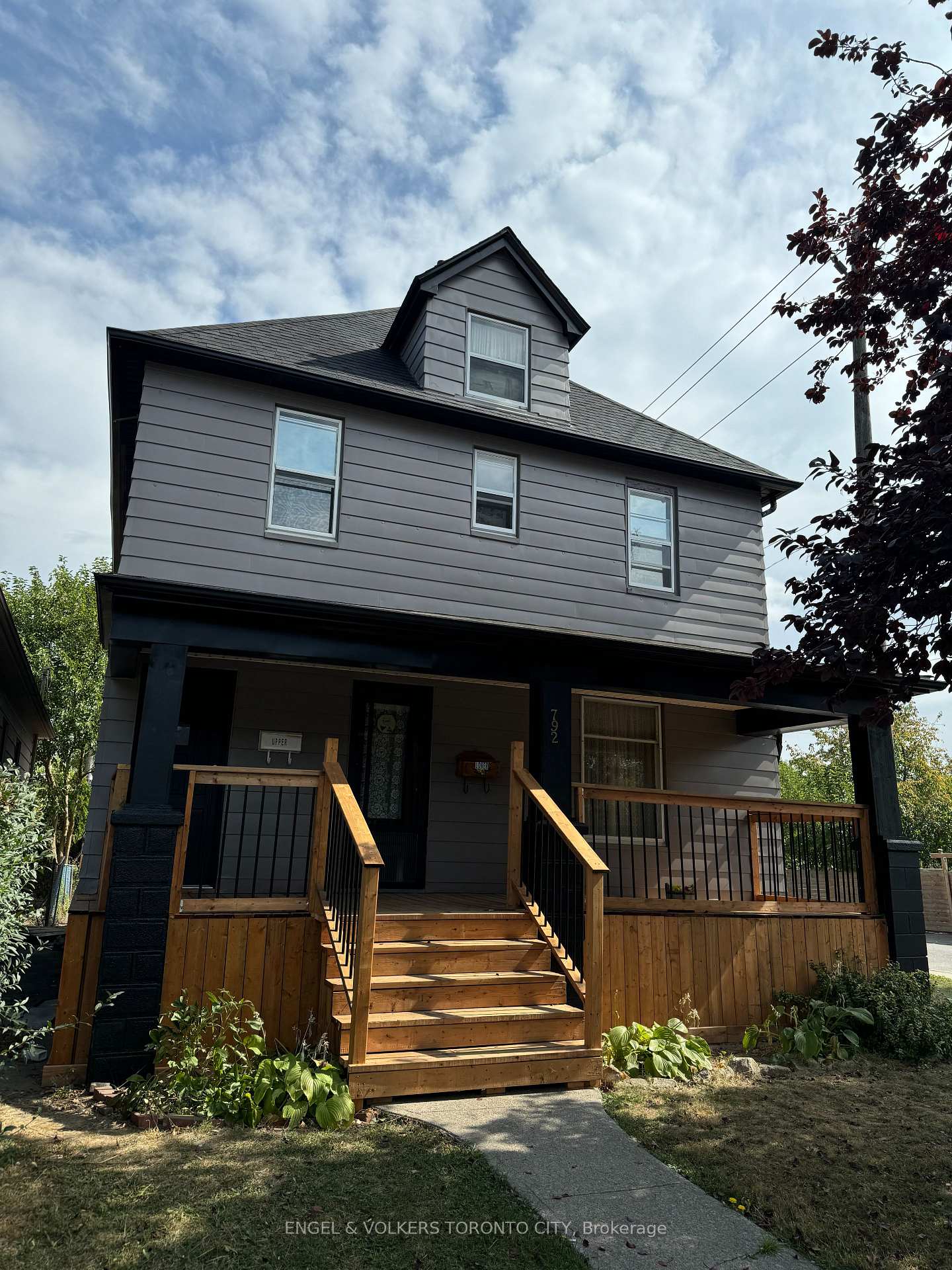 Photo 36 of 792 Pierre Avenue, Windsor — HOMEH