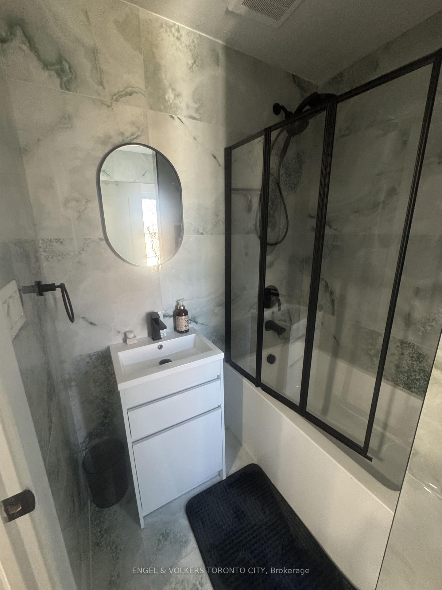 Photo 32 of 792 Pierre Avenue, Windsor — HOMEH