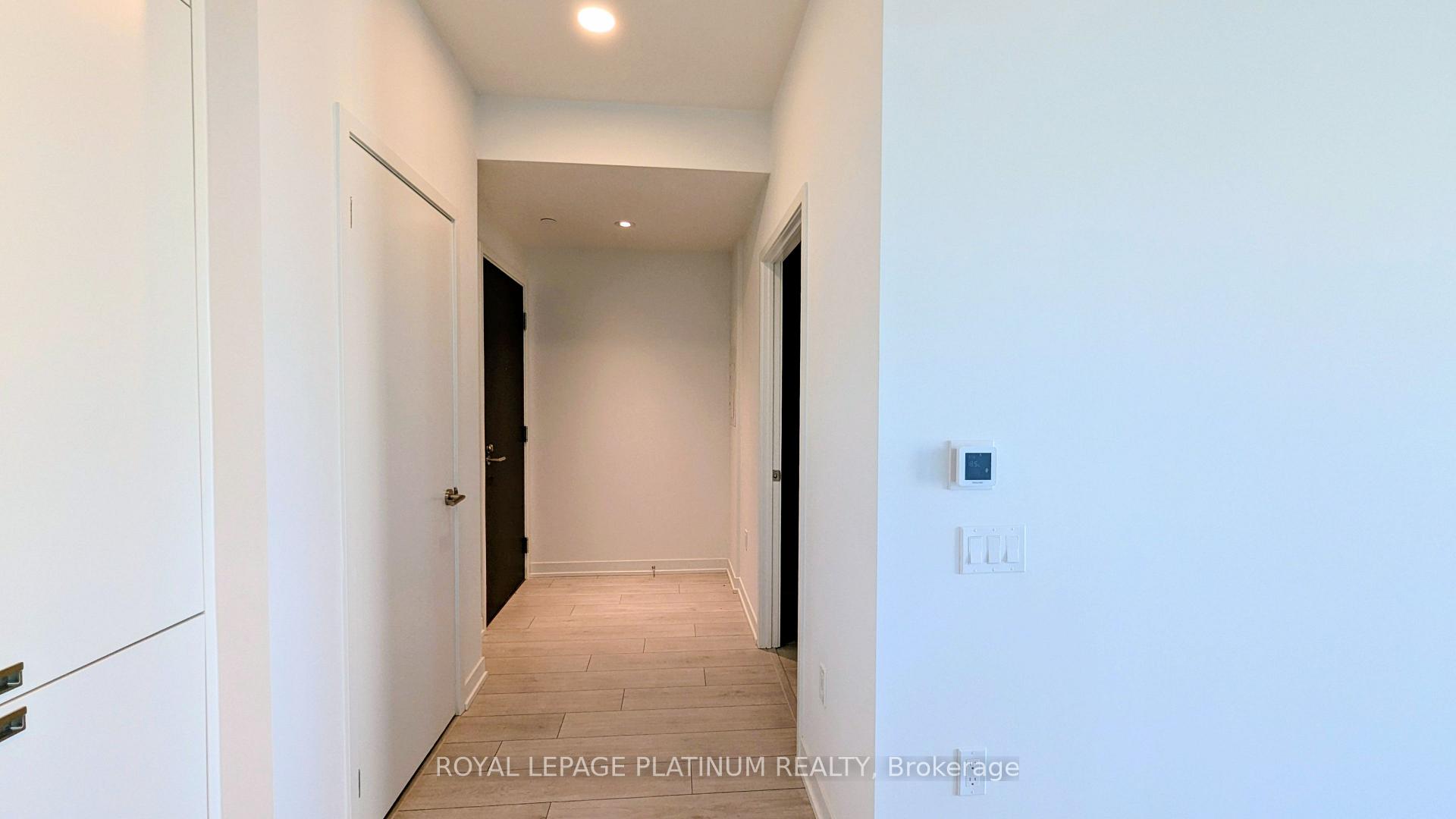 Photo 3 of Unit 806, 39 Mary Street, Barrie, City Centre — HOMEH