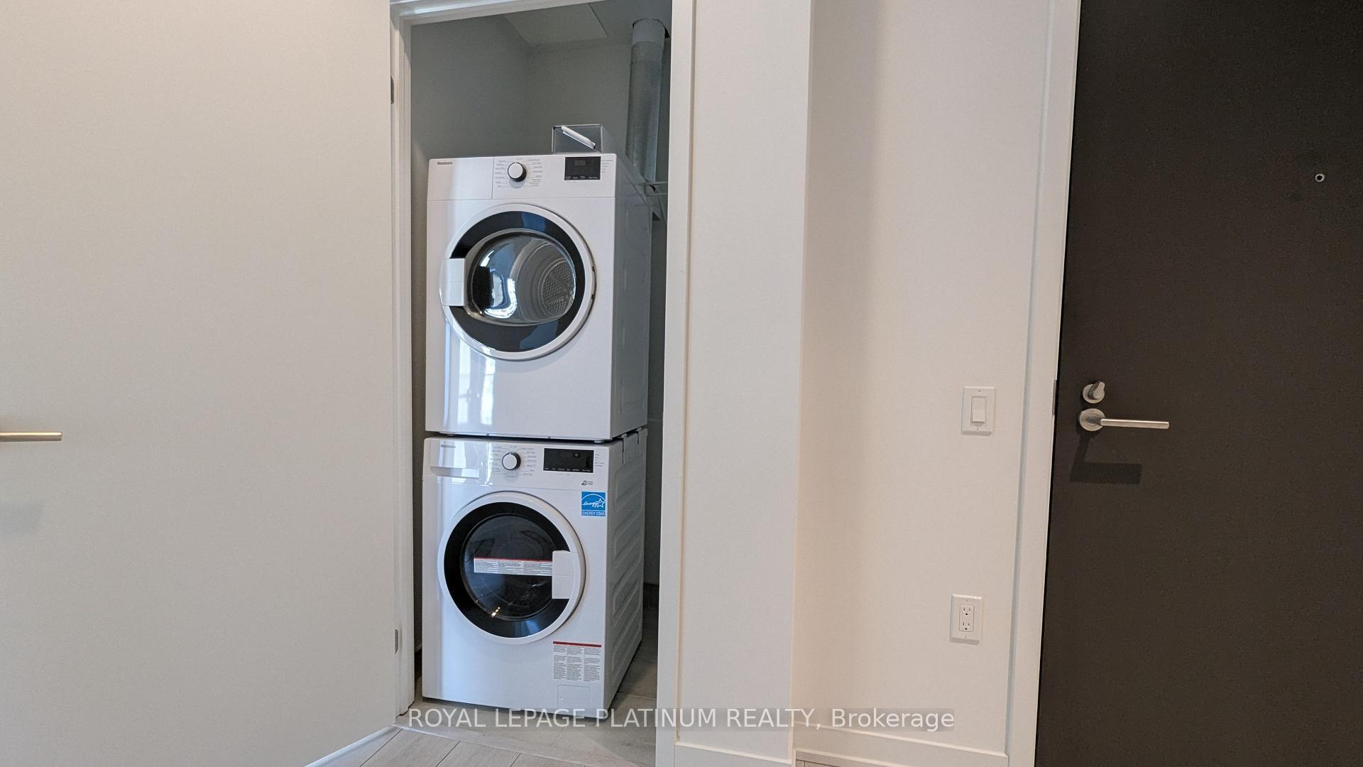 Photo 15 of Unit 806, 39 Mary Street, Barrie, City Centre — HOMEH