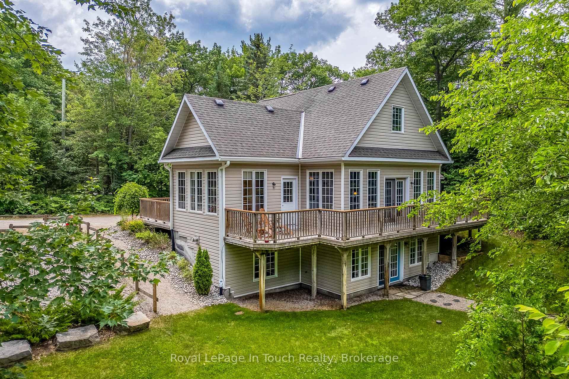 Photo 2 of 8 Woodward Drive, Tiny, Rural Tiny — HOMEH