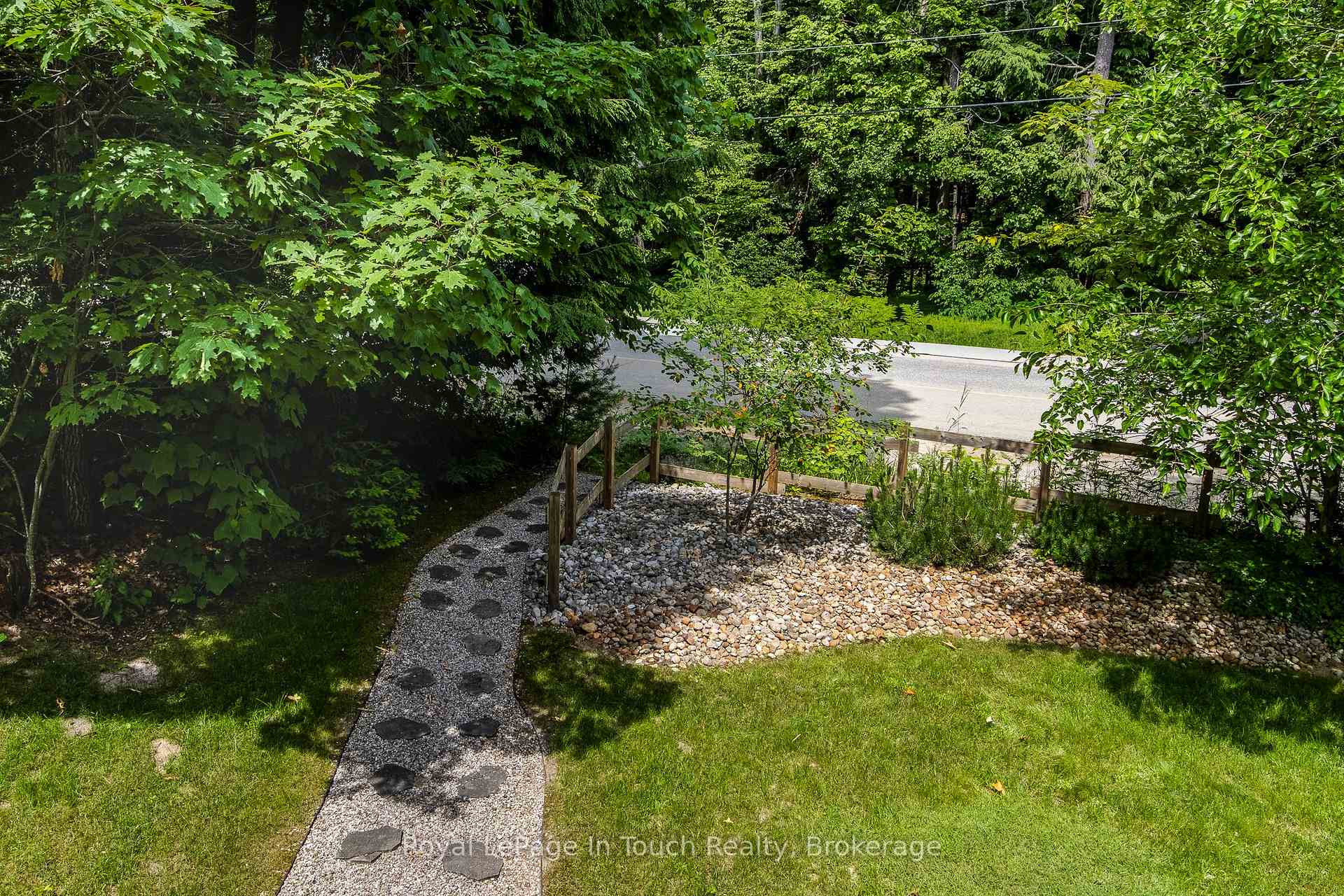 Photo 11 of 8 Woodward Drive, Tiny, Rural Tiny — HOMEH