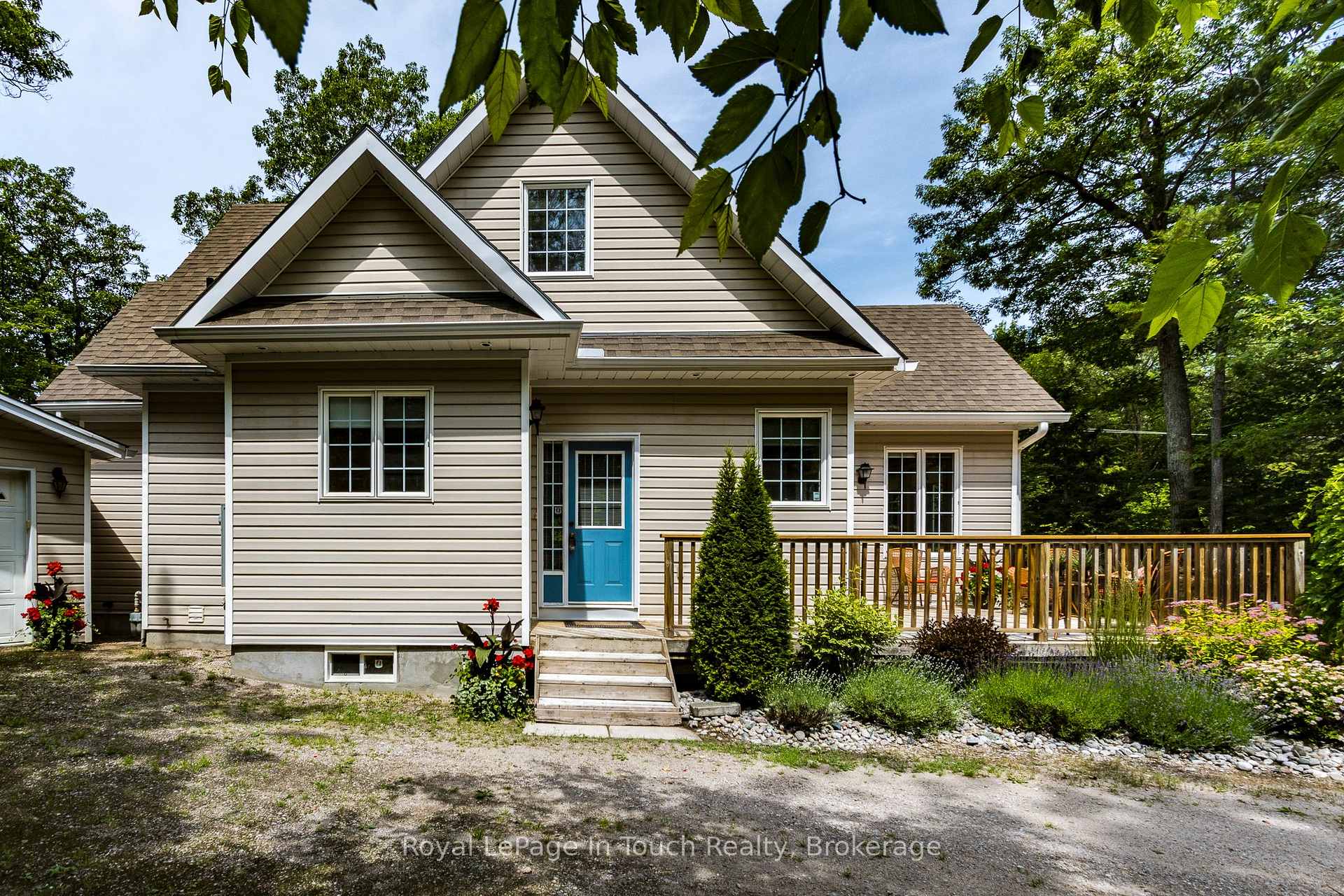 Photo 17 of 8 Woodward Drive, Tiny, Rural Tiny — HOMEH