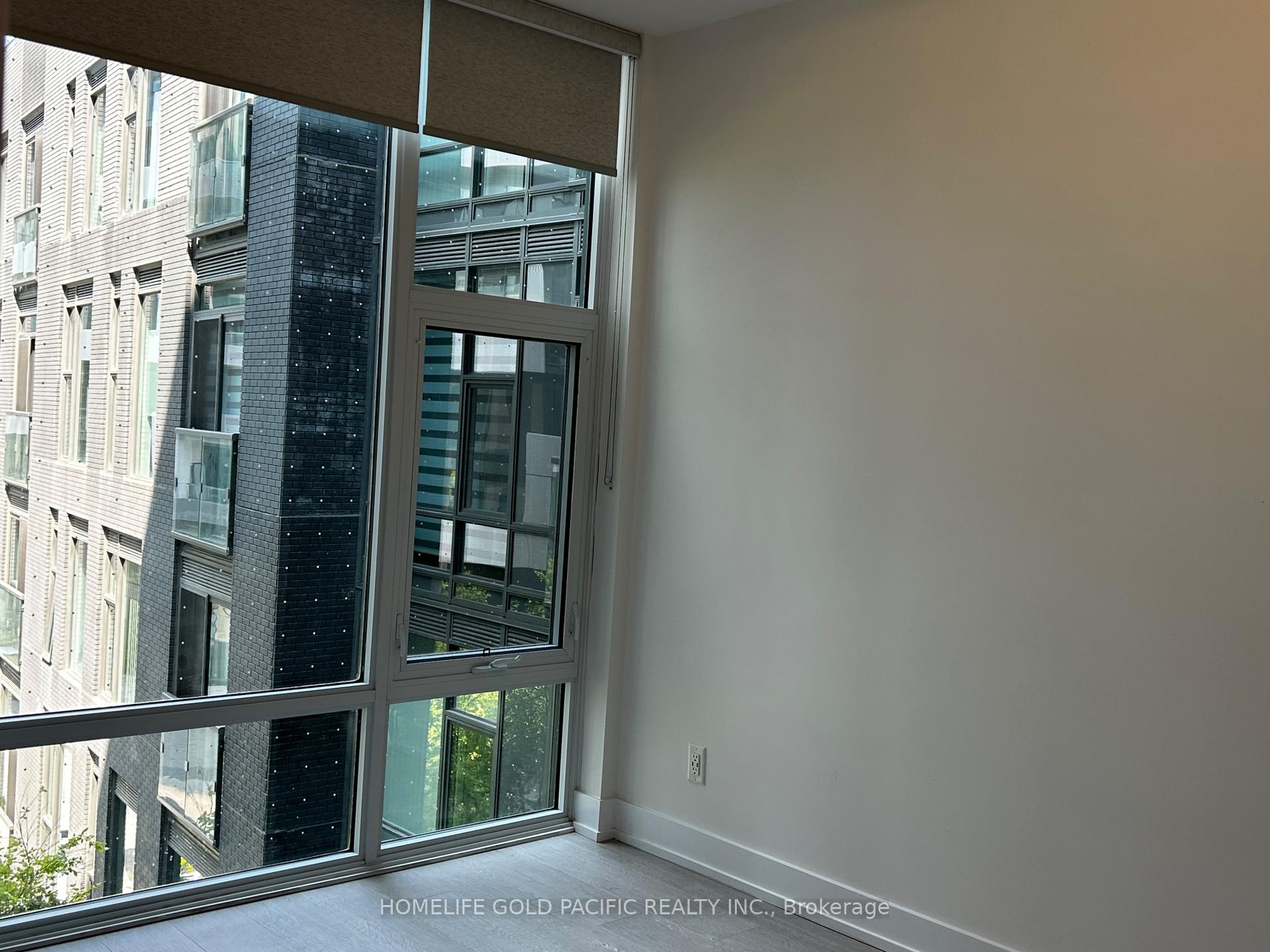 Photo 9 of Unit 559, 25 Adra Grado Way, North York, Bayview Village — HOMEH