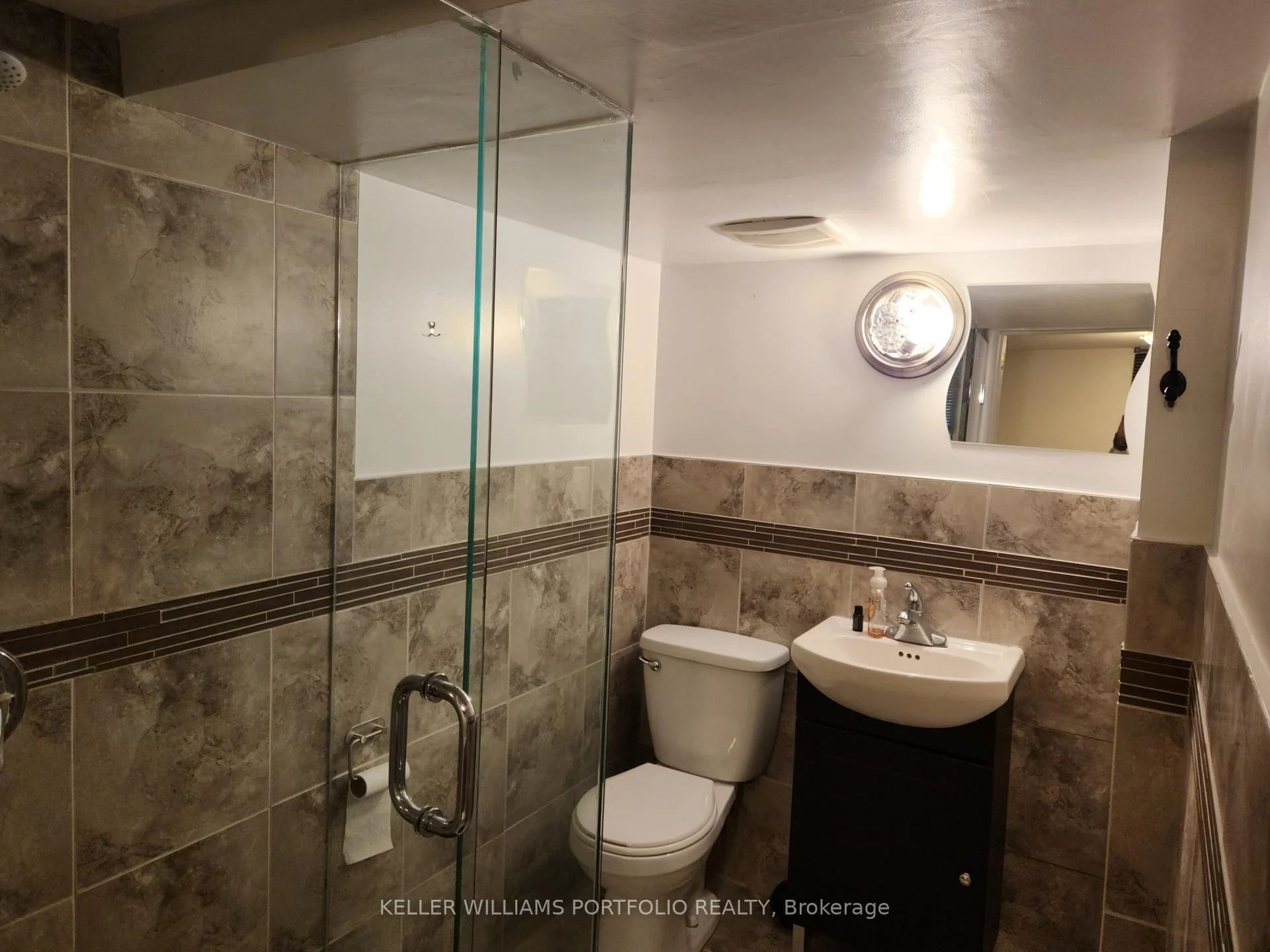Photo 11 of 71 Chisholm Avenue, Toronto, Woodbine-Lumsden — HOMEH