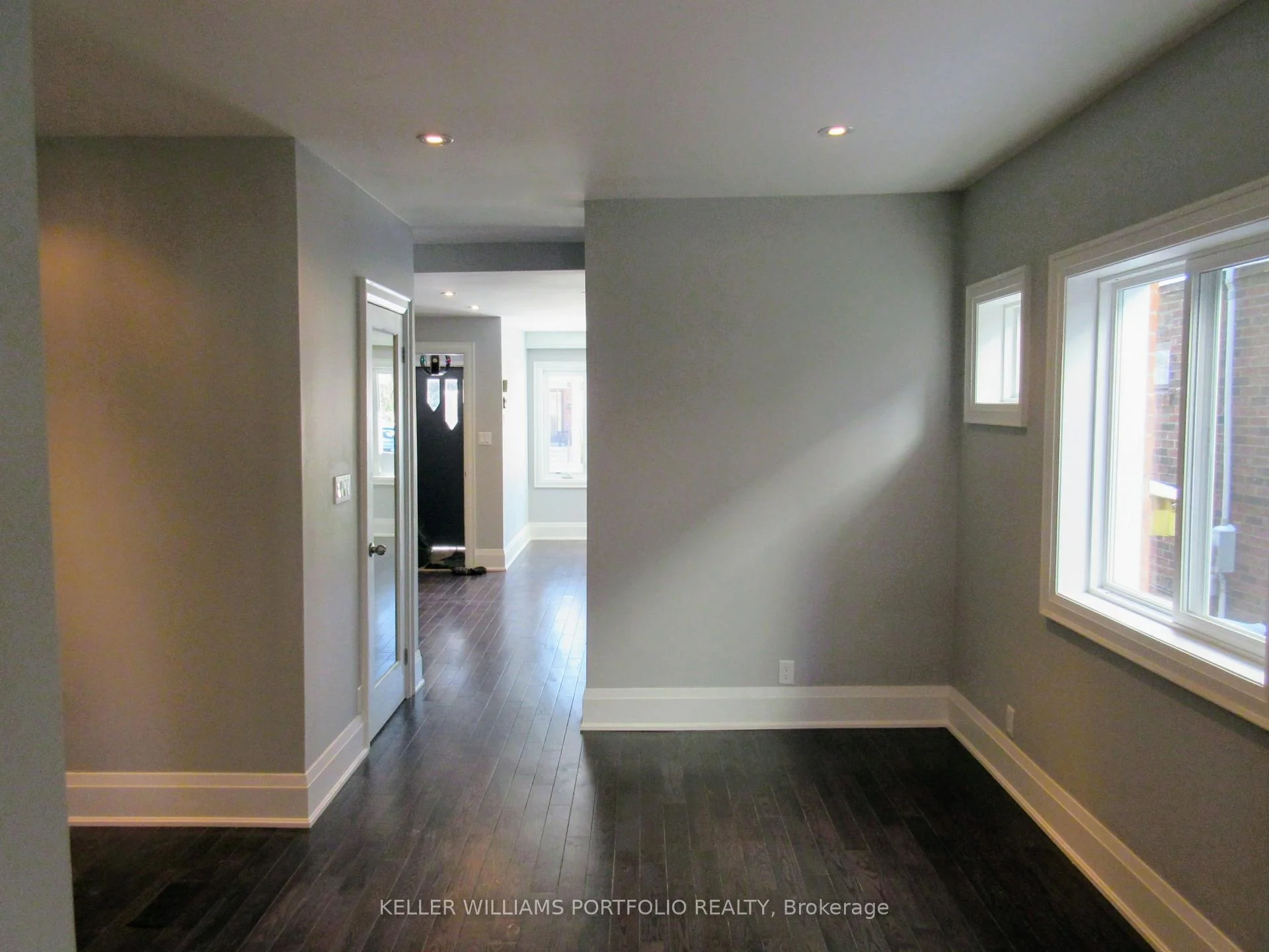 Photo 14 of 71 Chisholm Avenue, Toronto, Woodbine-Lumsden — HOMEH