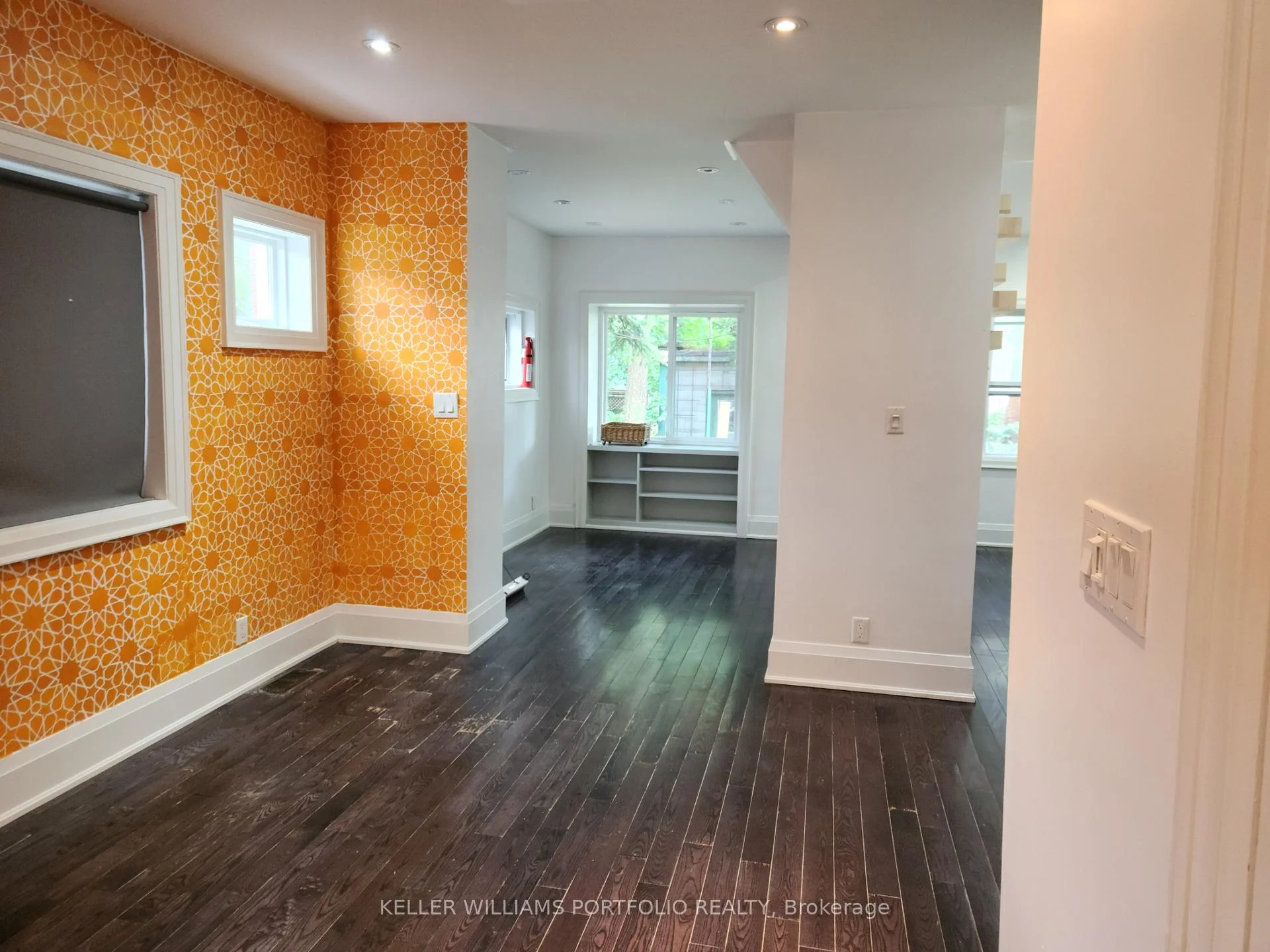 Photo 24 of 71 Chisholm Avenue, Toronto, Woodbine-Lumsden — HOMEH