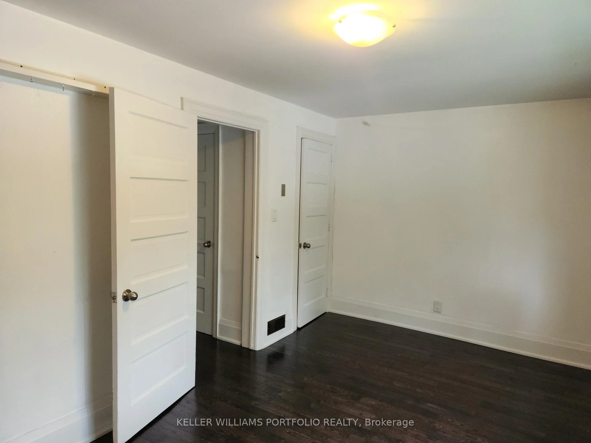 Photo 25 of 71 Chisholm Avenue, Toronto, Woodbine-Lumsden — HOMEH